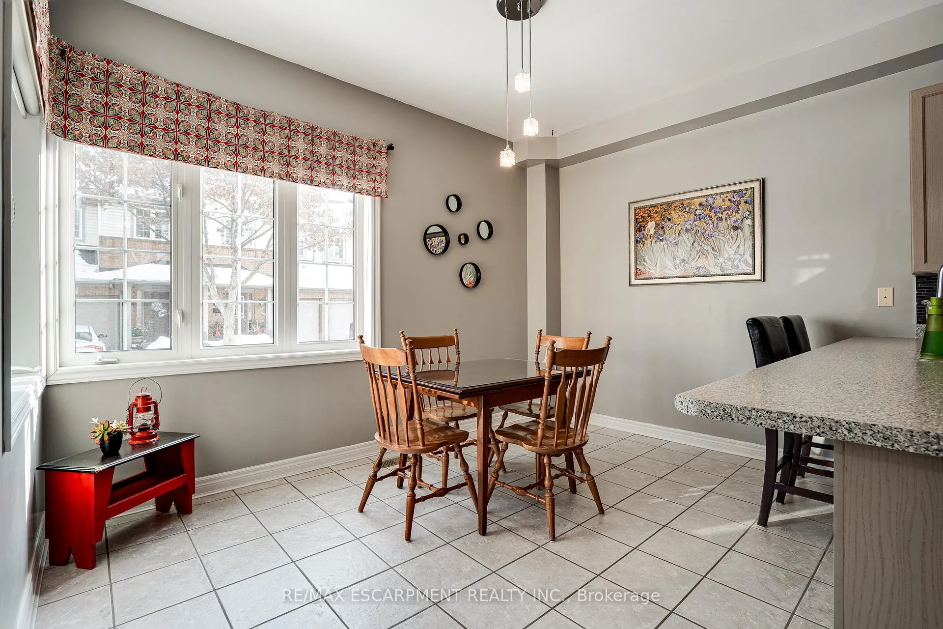 Photo 25 of Unit 27, 100 Beddoe Drive, Hamilton, Kirkendall — HOMEH