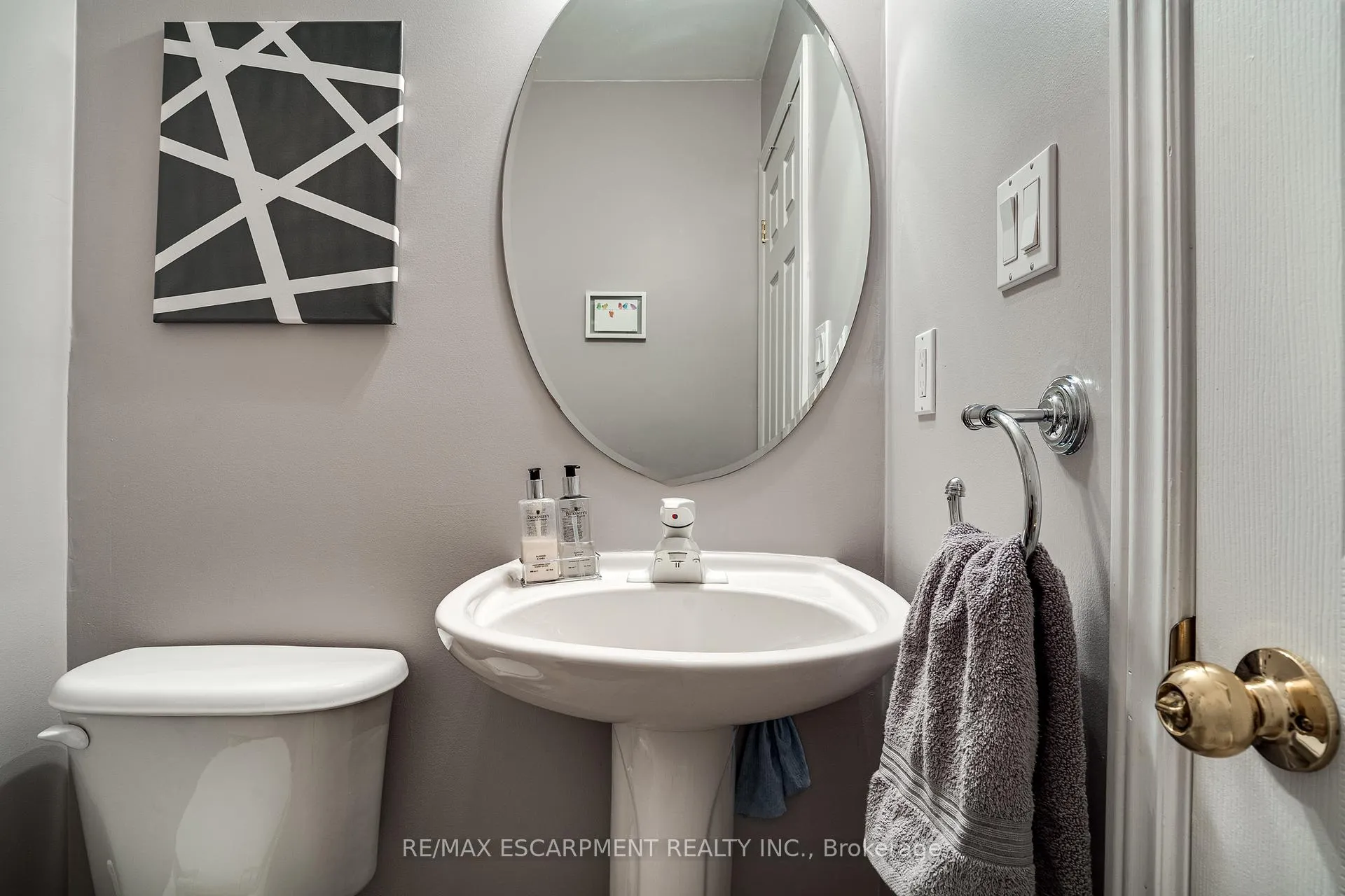 Photo 28 of Unit 27, 100 Beddoe Drive, Hamilton, Kirkendall — HOMEH