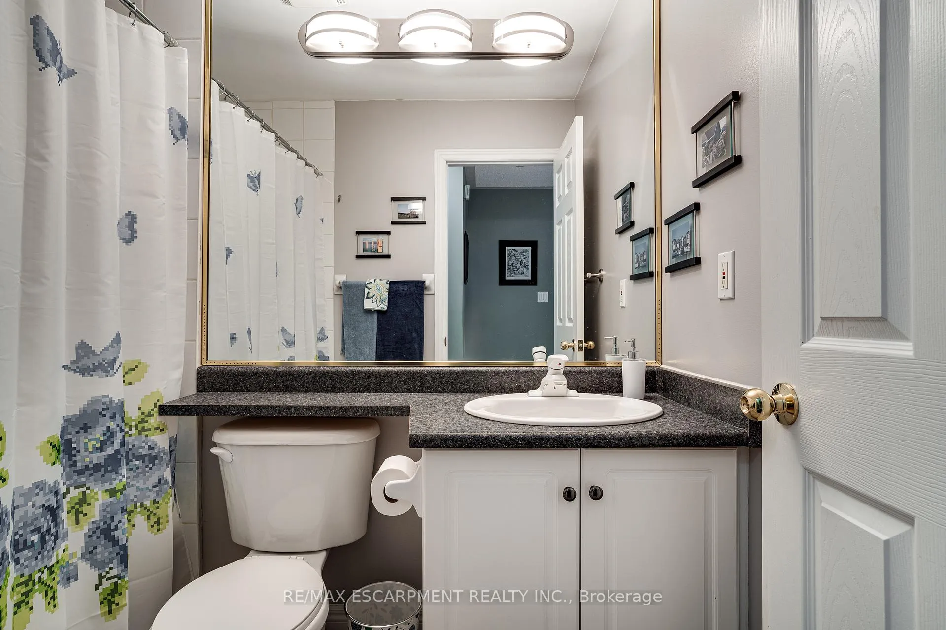 Photo 37 of Unit 27, 100 Beddoe Drive, Hamilton, Kirkendall — HOMEH