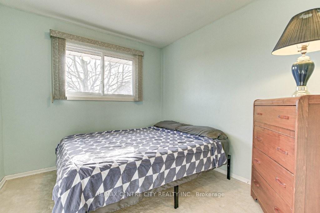Photo 16 of 376 Larry Street, Central Elgin, Rural Central Elgin — HOMEH