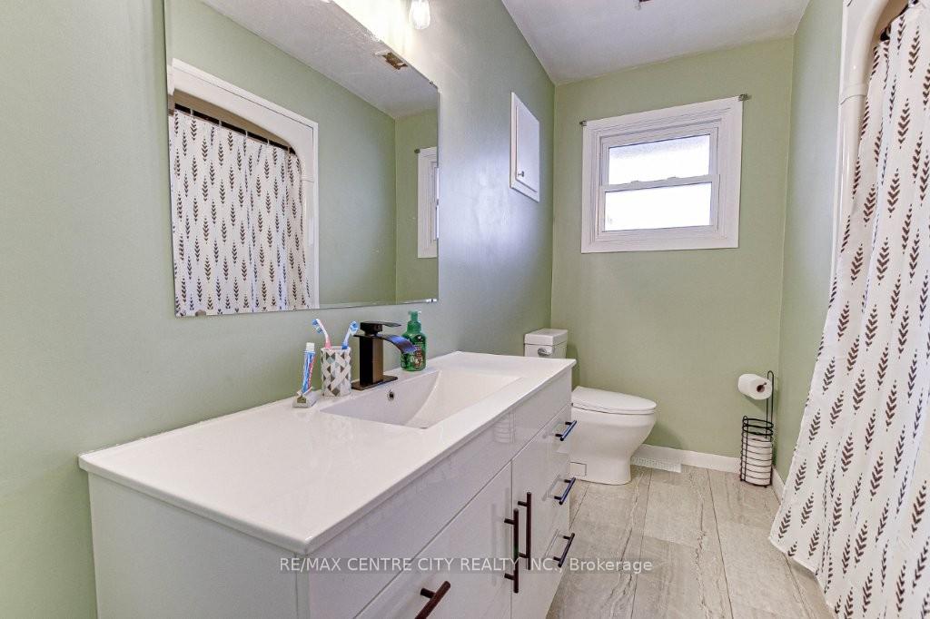 Photo 19 of 376 Larry Street, Central Elgin, Rural Central Elgin — HOMEH