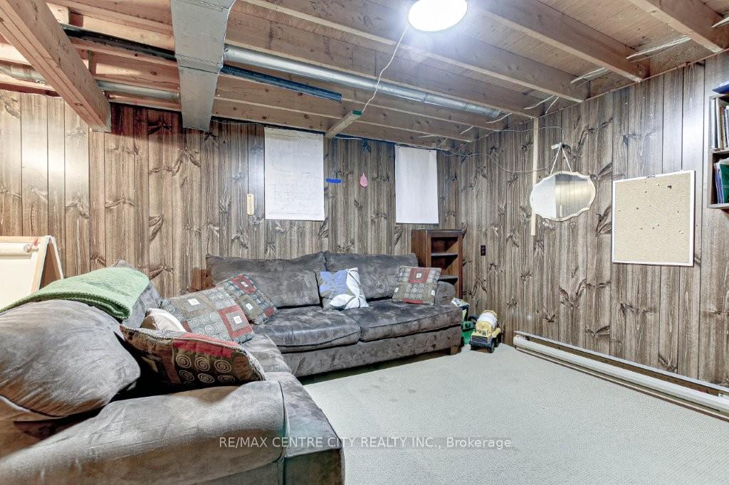 Photo 20 of 376 Larry Street, Central Elgin, Rural Central Elgin — HOMEH