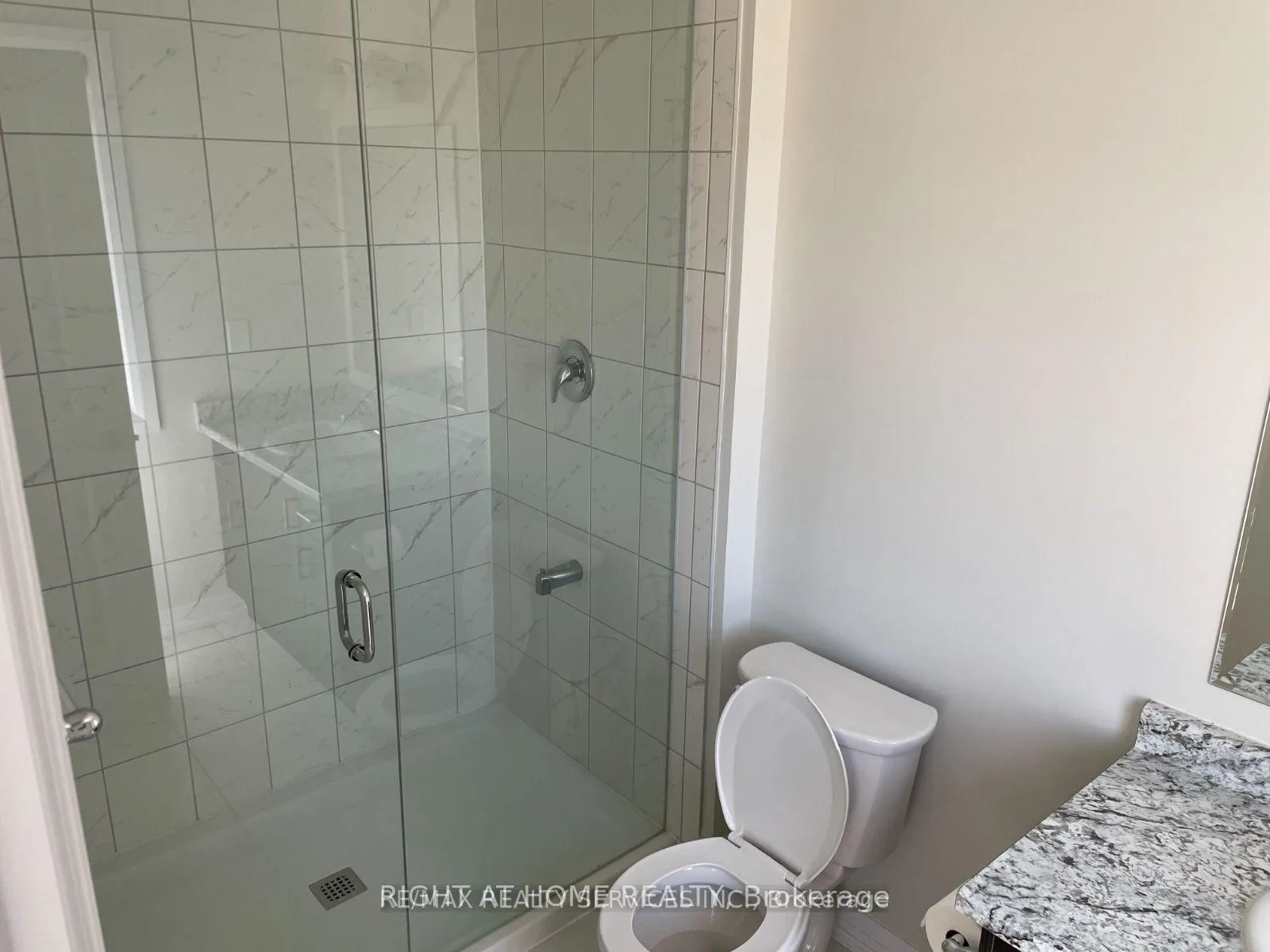 Photo 11 of 134 Ian Ormston Drive, Kitchener, Doon South — HOMEH