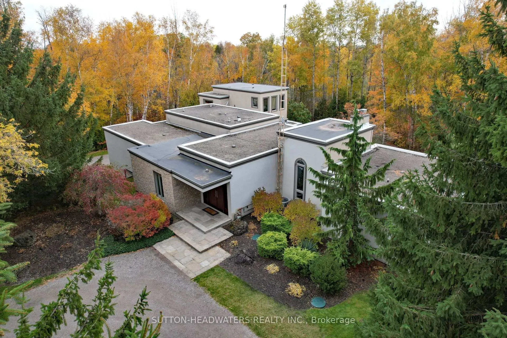 Front of 30 Cedar Drive