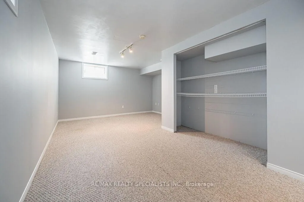 Photo 20 of 62 Tamvale Crescent, Kitchener — HOMEH