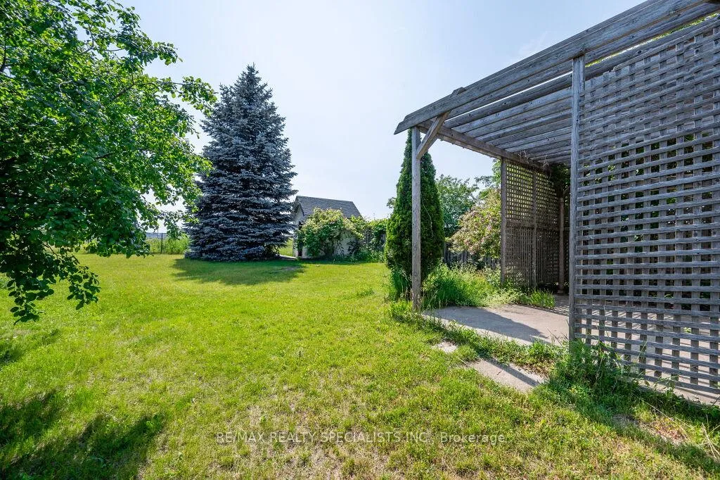 Photo 27 of 62 Tamvale Crescent, Kitchener — HOMEH