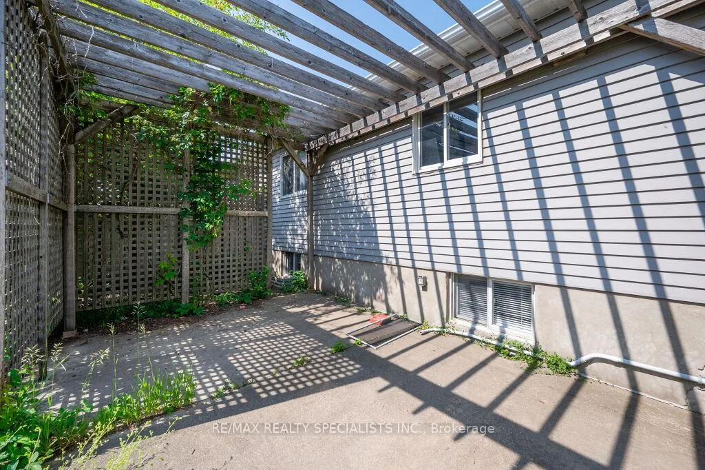 Photo 28 of 62 Tamvale Crescent, Kitchener — HOMEH