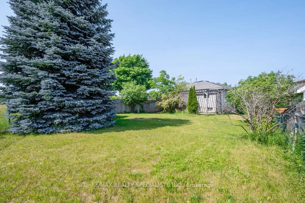 Photo 30 of 62 Tamvale Crescent, Kitchener — HOMEH