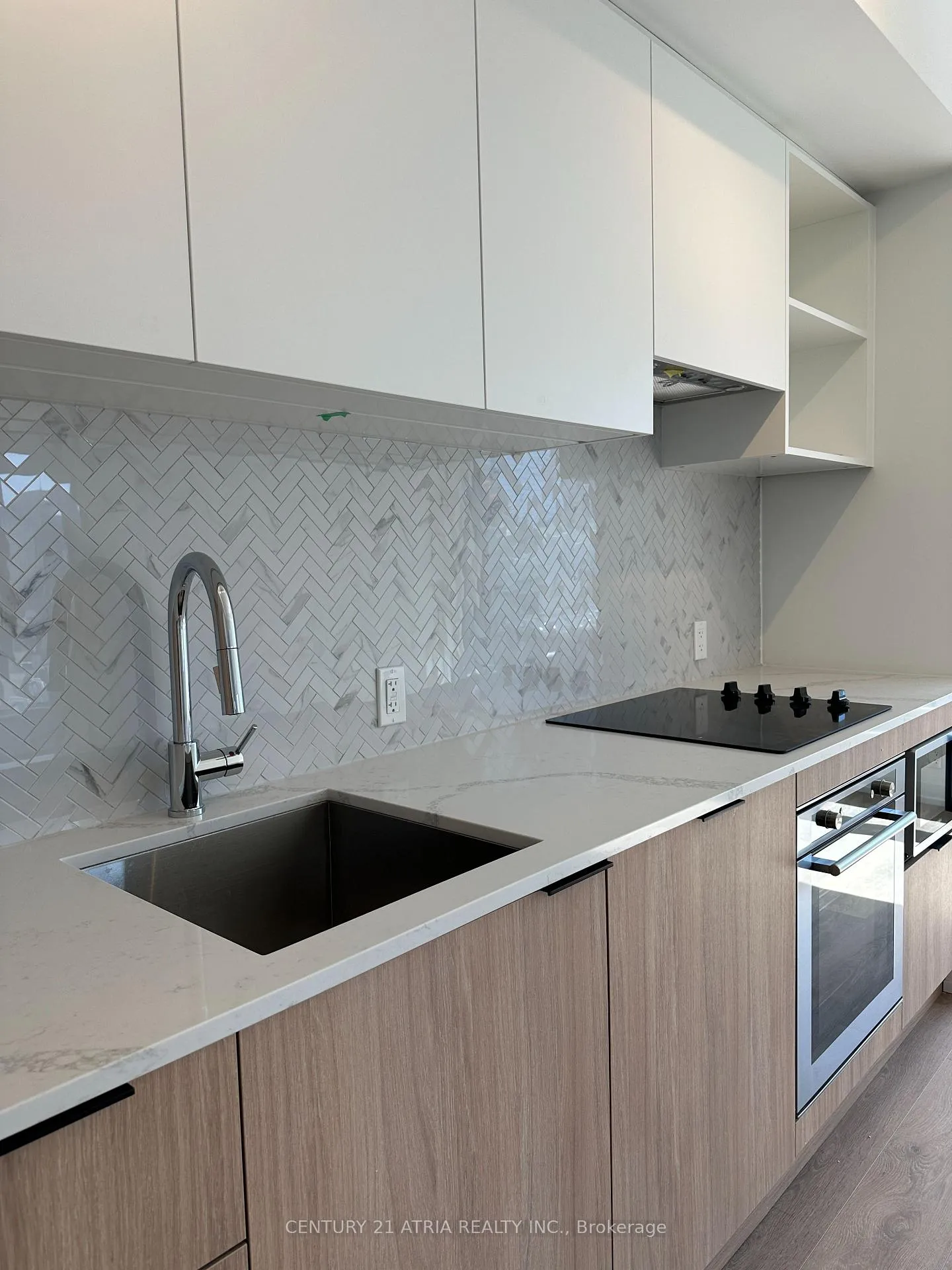 Front of Unit 2607, 82 Dalhousie Street