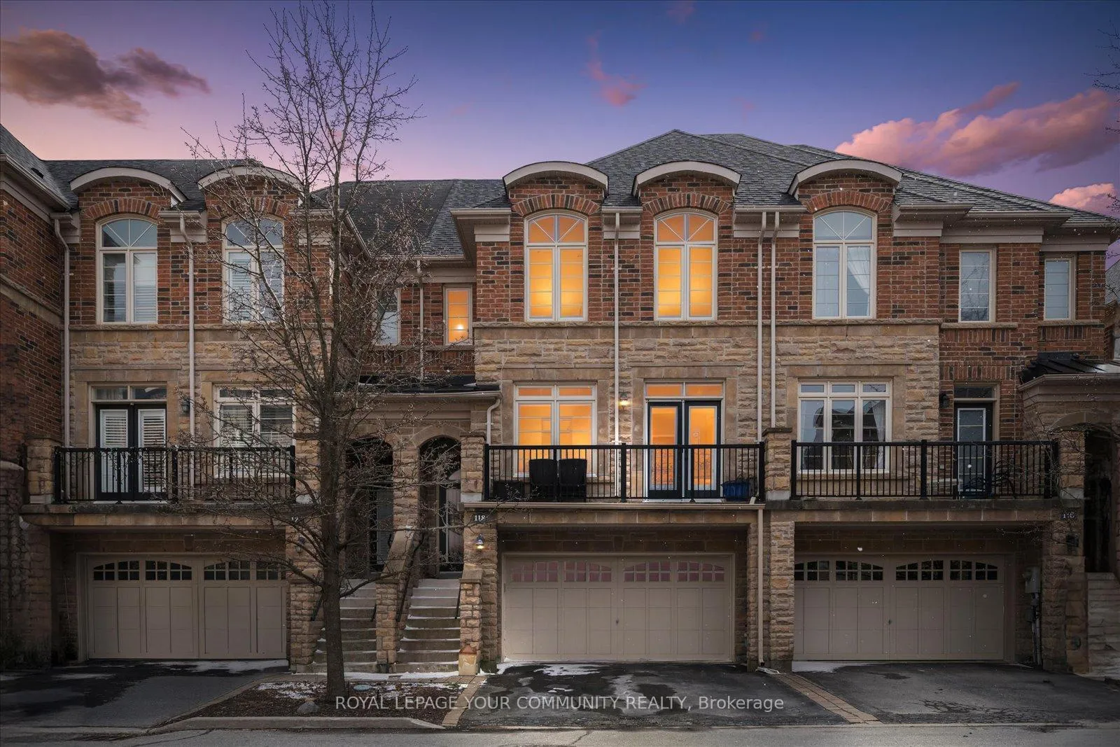 Front of 118 Chapman Court