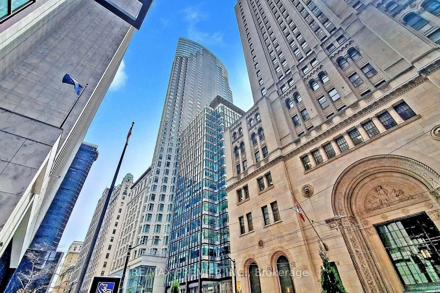 Photo 1 of Unit 3012, 1 King Street W, Toronto, Bay Street Corridor — HOMEH