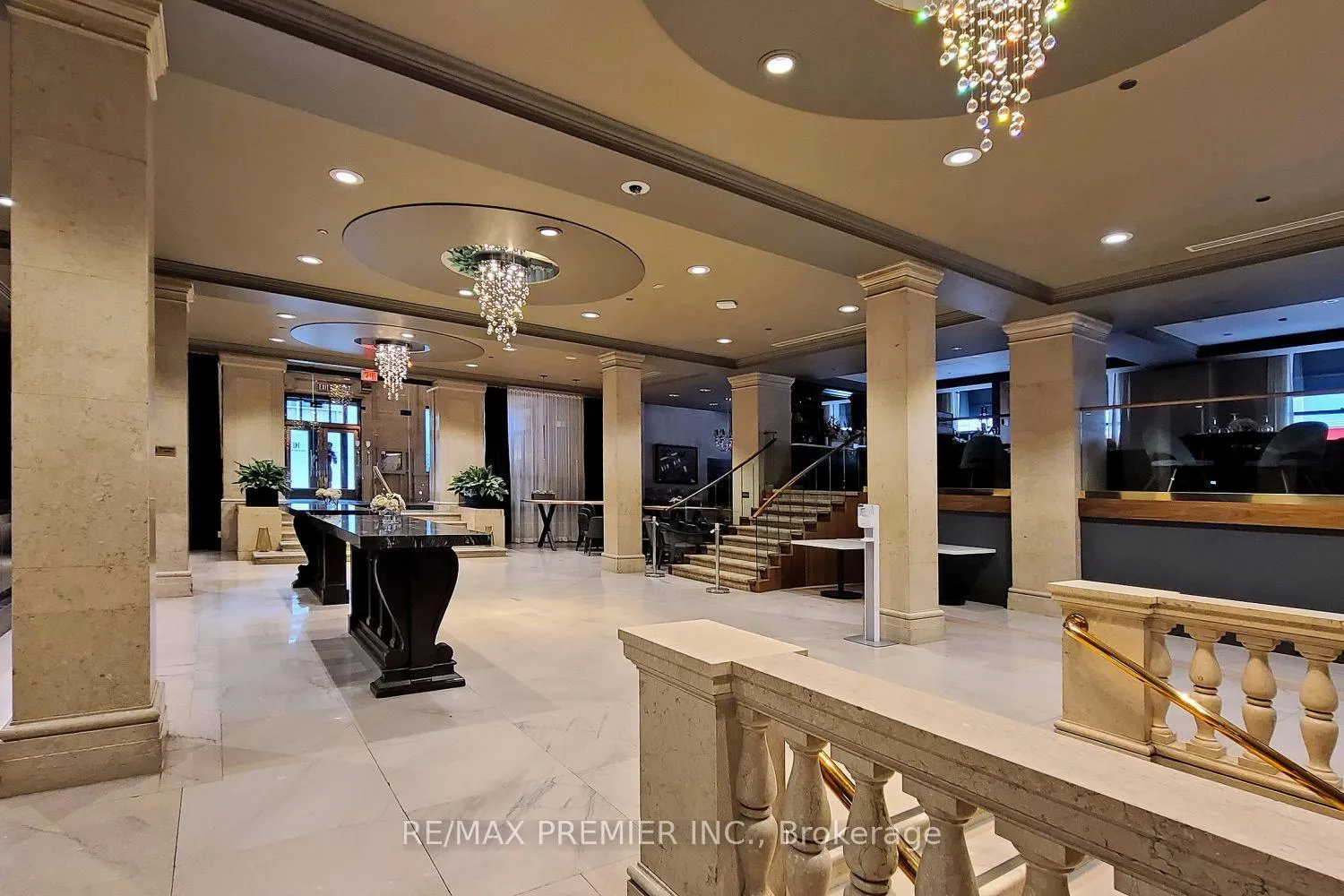 Photo 3 of Unit 3012, 1 King Street W, Toronto, Bay Street Corridor — HOMEH