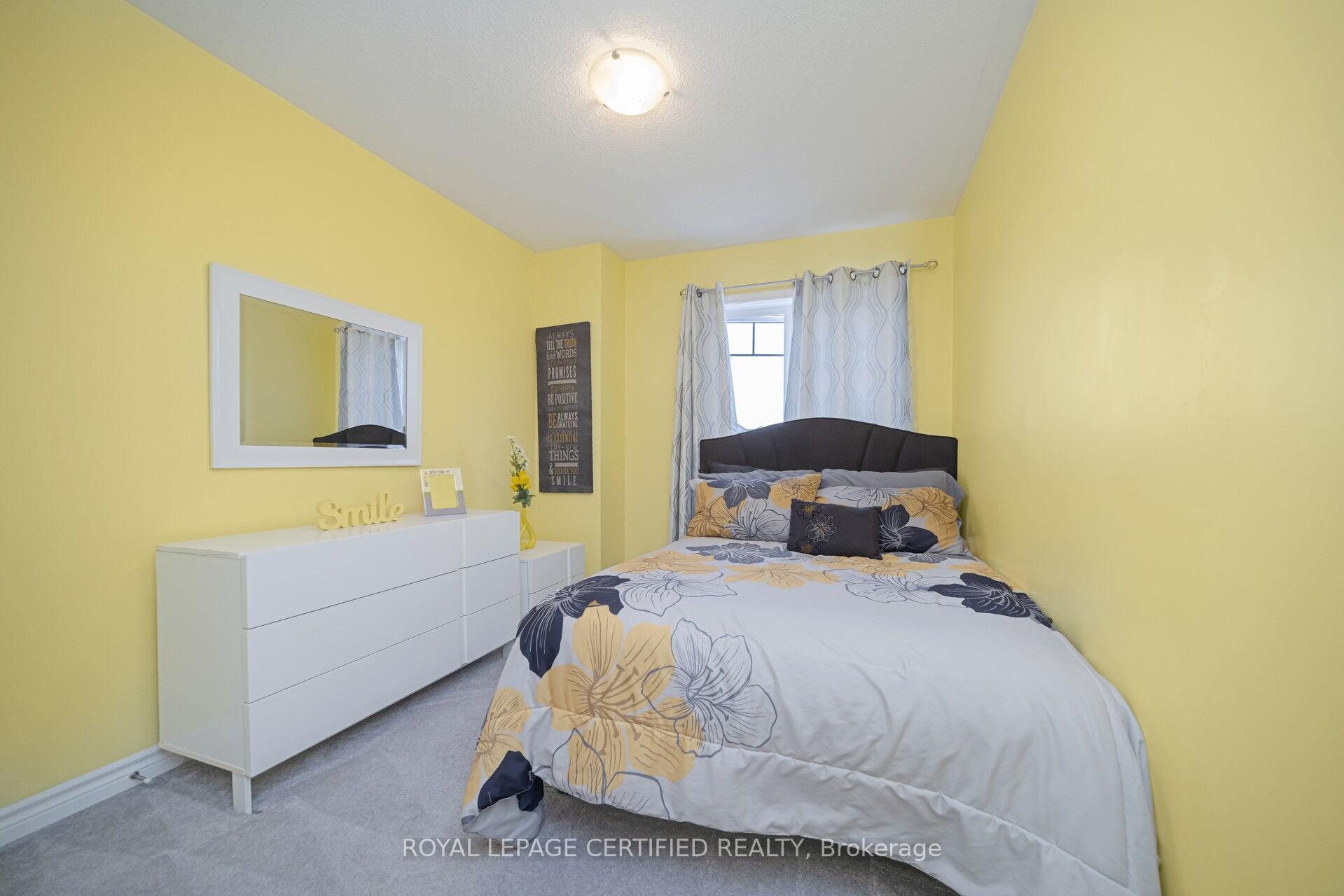 Photo 16 of 110 Bannister Crescent, Brampton, Northwest Brampton — HOMEH