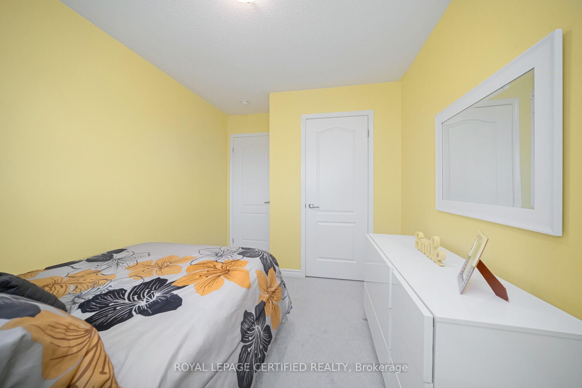 Photo 17 of 110 Bannister Crescent, Brampton, Northwest Brampton — HOMEH