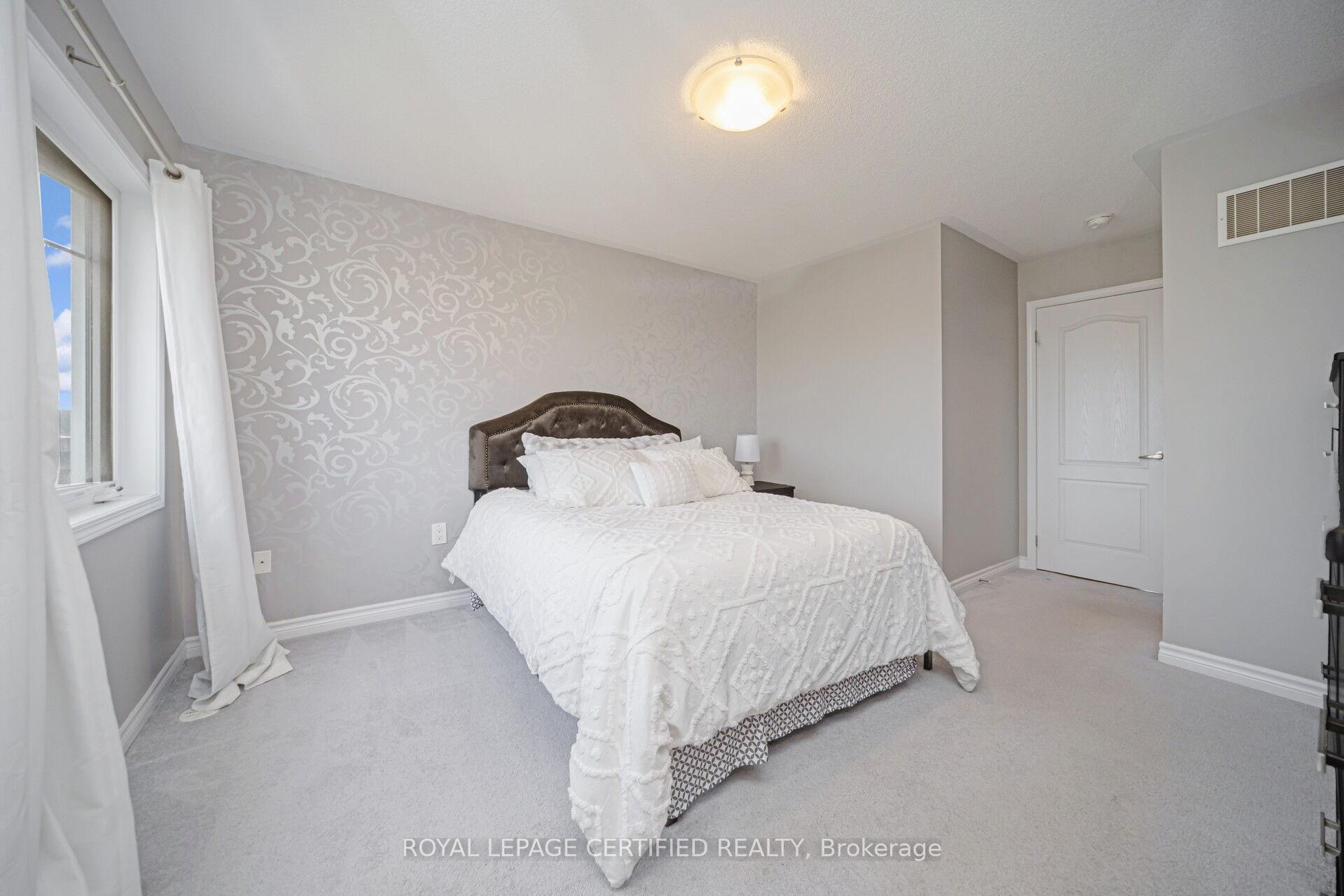 Photo 22 of 110 Bannister Crescent, Brampton, Northwest Brampton — HOMEH