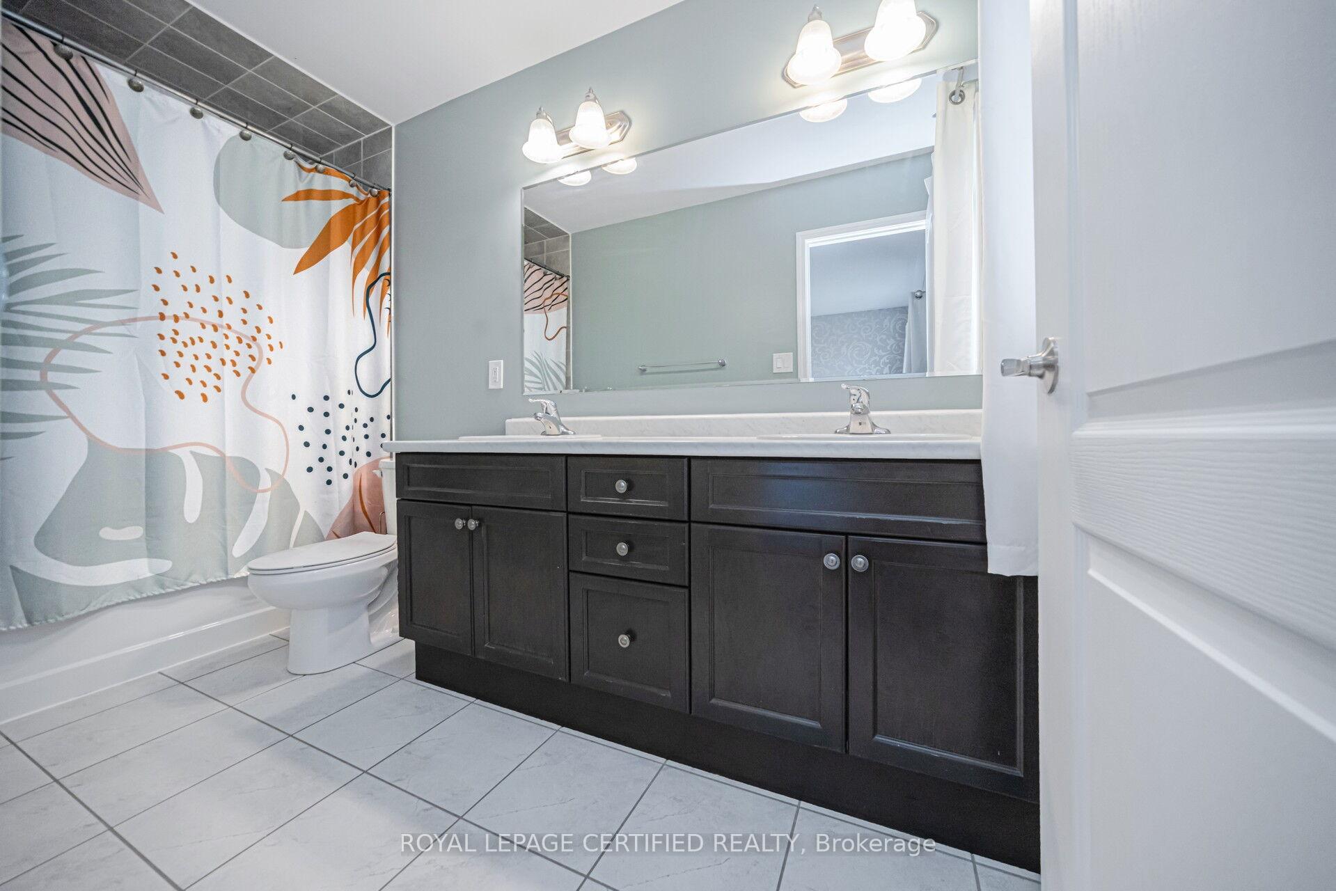 Photo 23 of 110 Bannister Crescent, Brampton, Northwest Brampton — HOMEH