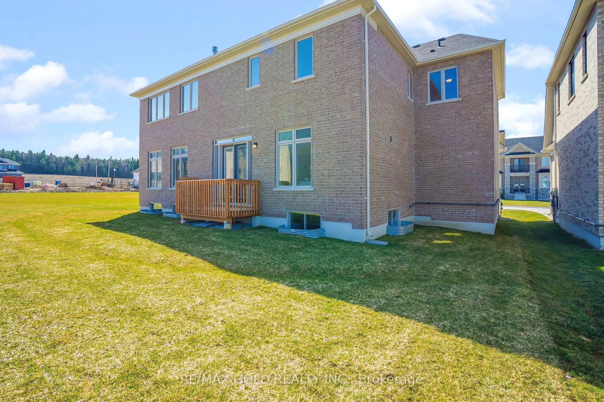Photo 48 of 8 Twinleaf Crescent, Adjala-Tosorontio, Colgan — HOMEH