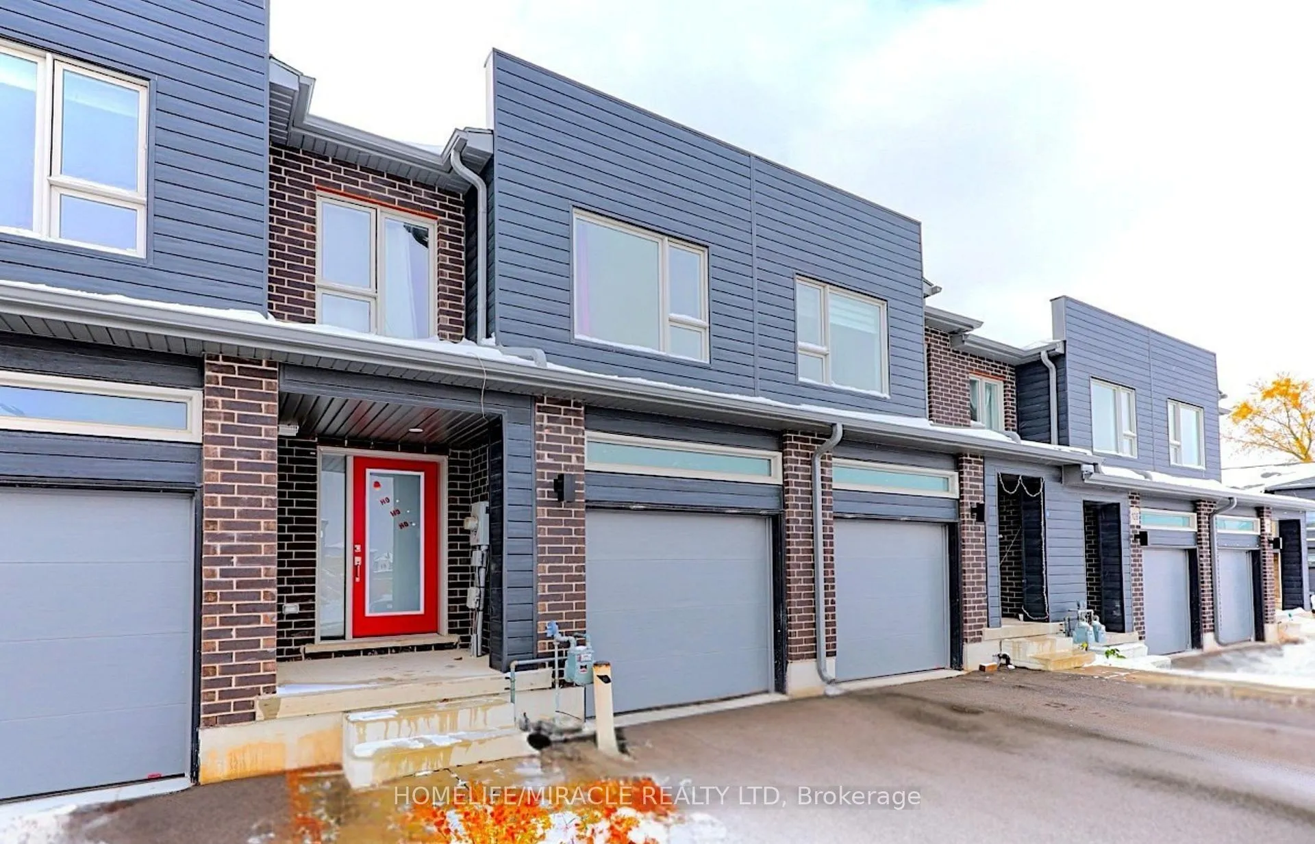 Front of 105 Pony Way