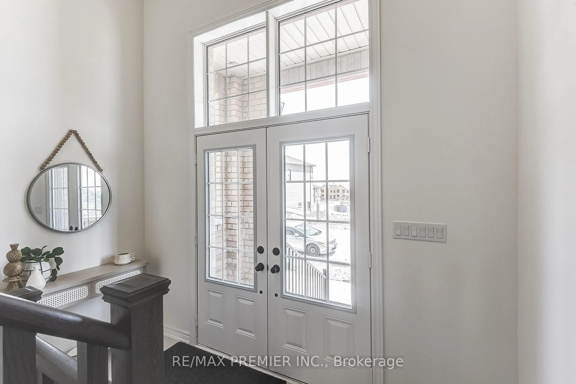 Photo 4 of 1220 Talisman Manor, Pickering, Rural Pickering — HOMEH