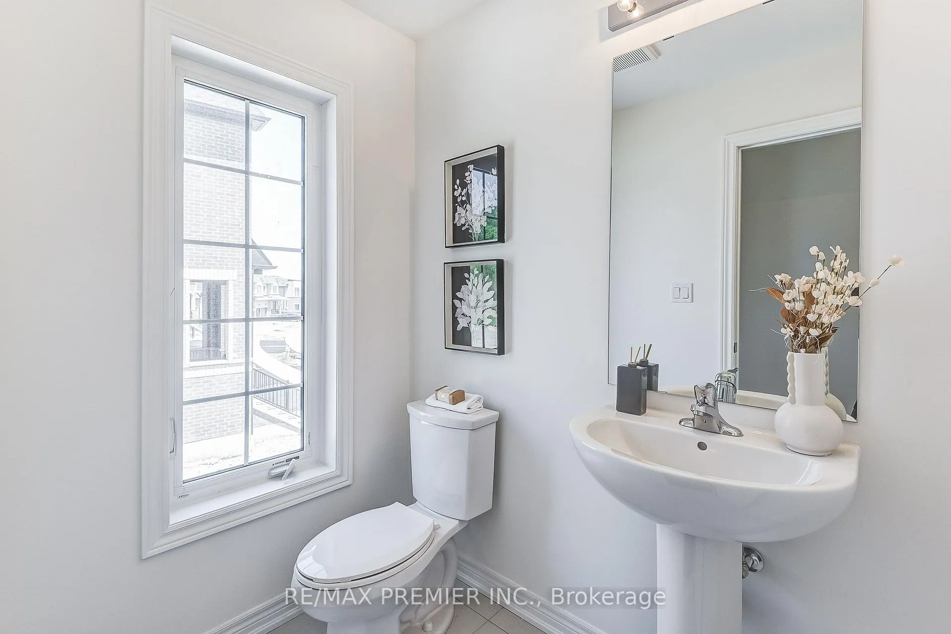Photo 7 of 1220 Talisman Manor, Pickering, Rural Pickering — HOMEH
