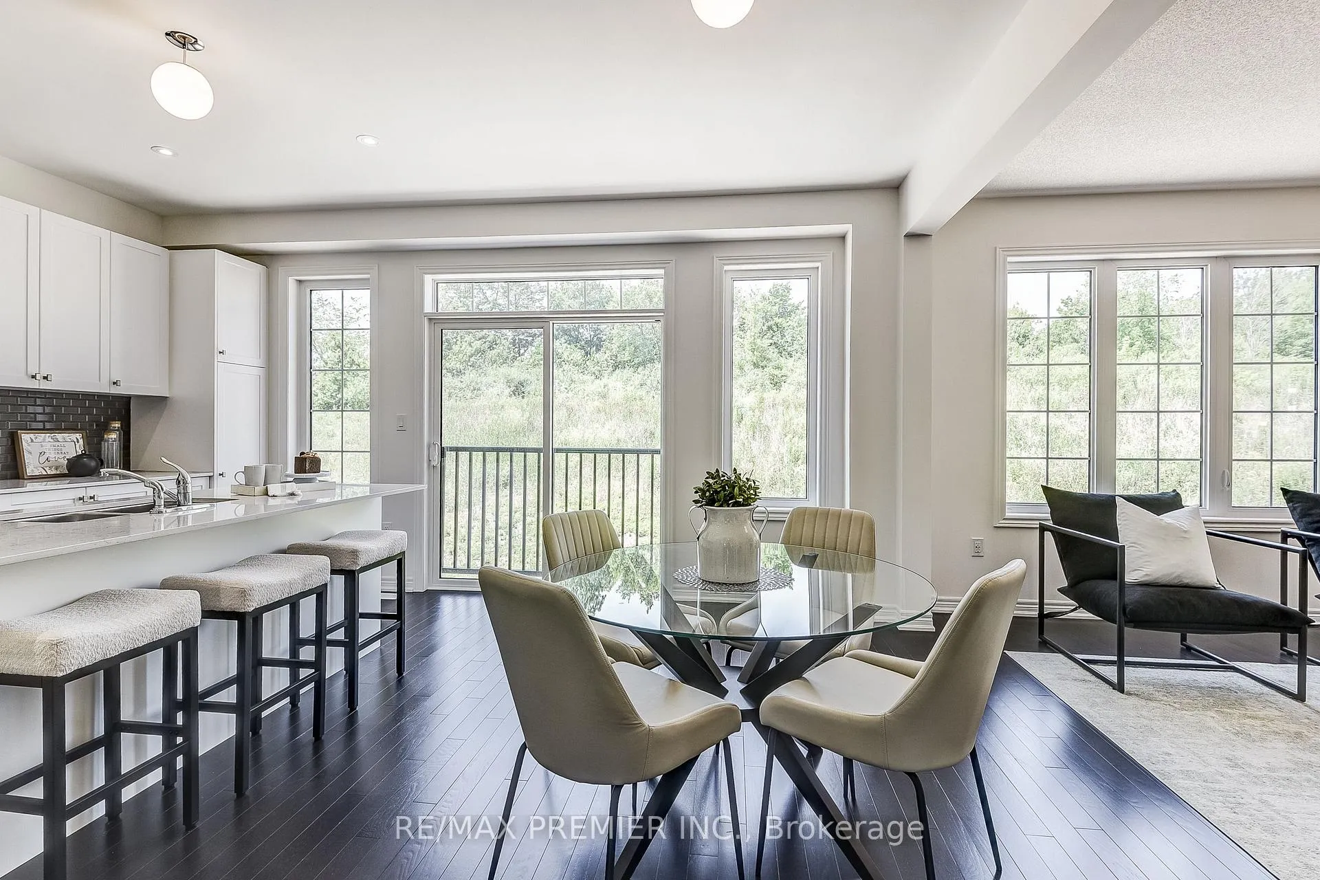 Photo 14 of 1220 Talisman Manor, Pickering, Rural Pickering — HOMEH