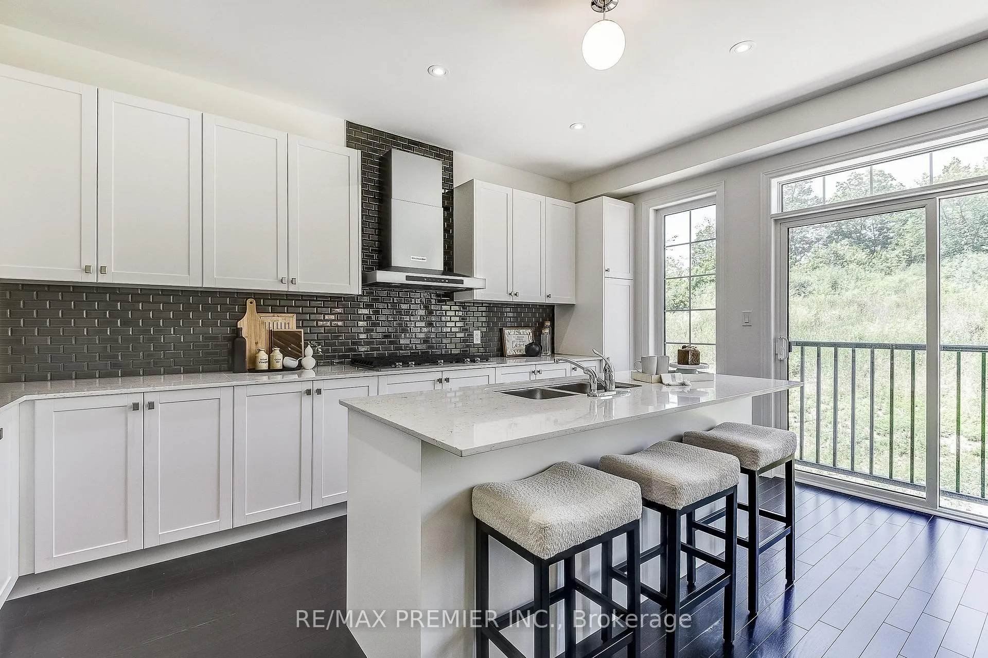 Photo 16 of 1220 Talisman Manor, Pickering, Rural Pickering — HOMEH