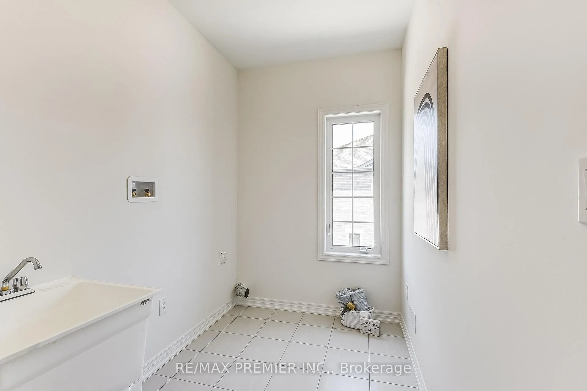 Photo 37 of 1220 Talisman Manor, Pickering, Rural Pickering — HOMEH