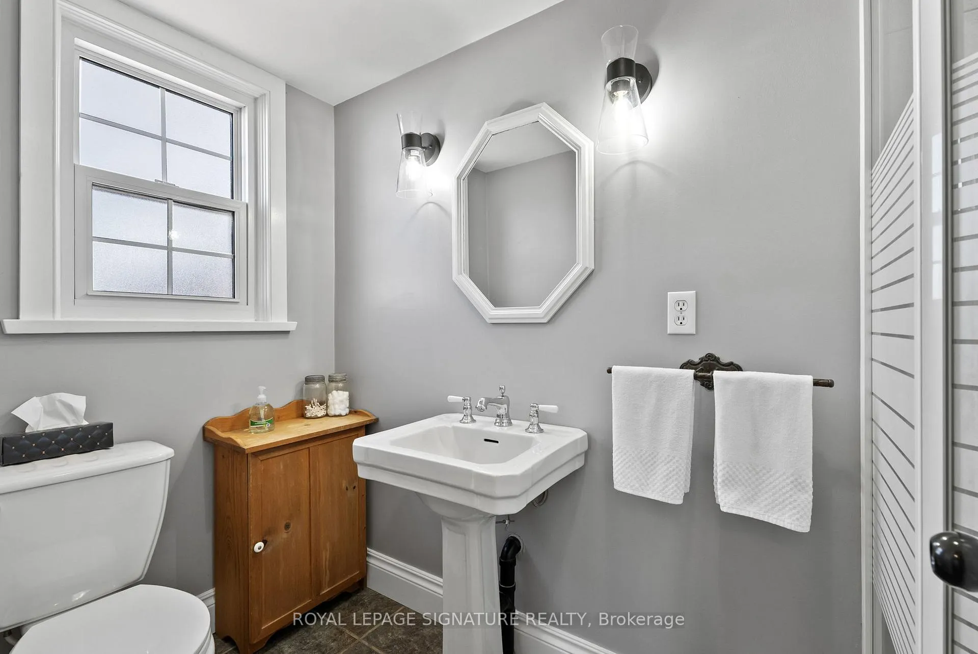 Photo 9 of 1035-39 Dunbarton Road, Pickering, Dunbarton — HOMEH