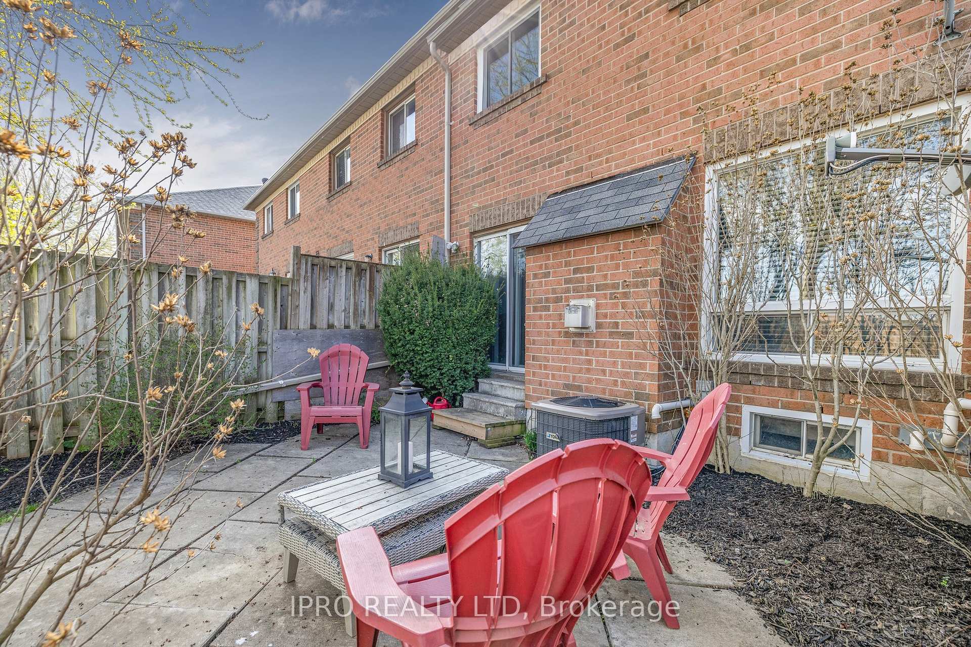 Photo 22 of 11 Alderbrook Place, Caledon, Bolton North — HOMEH