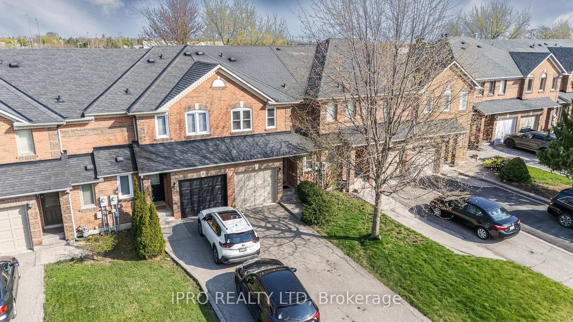 Photo 35 of 11 Alderbrook Place, Caledon, Bolton North — HOMEH