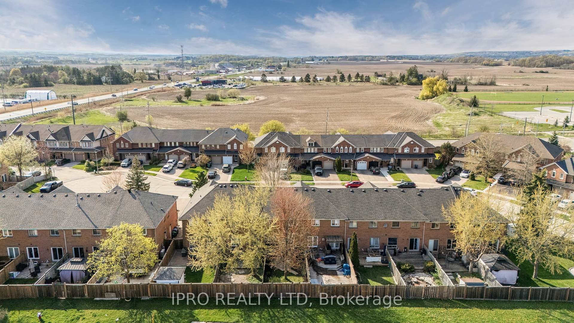 Photo 34 of 11 Alderbrook Place, Caledon, Bolton North — HOMEH