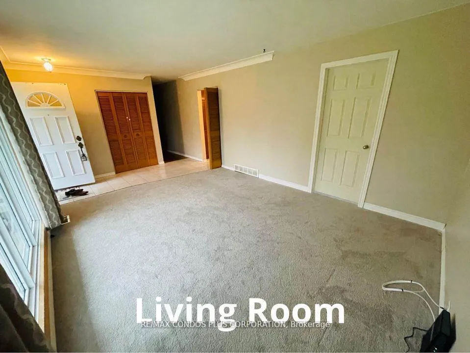 Photo 2 of 4071 Churchill Drive, Windsor — HOMEH
