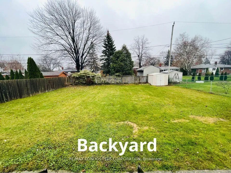 Photo 16 of 4071 Churchill Drive, Windsor — HOMEH