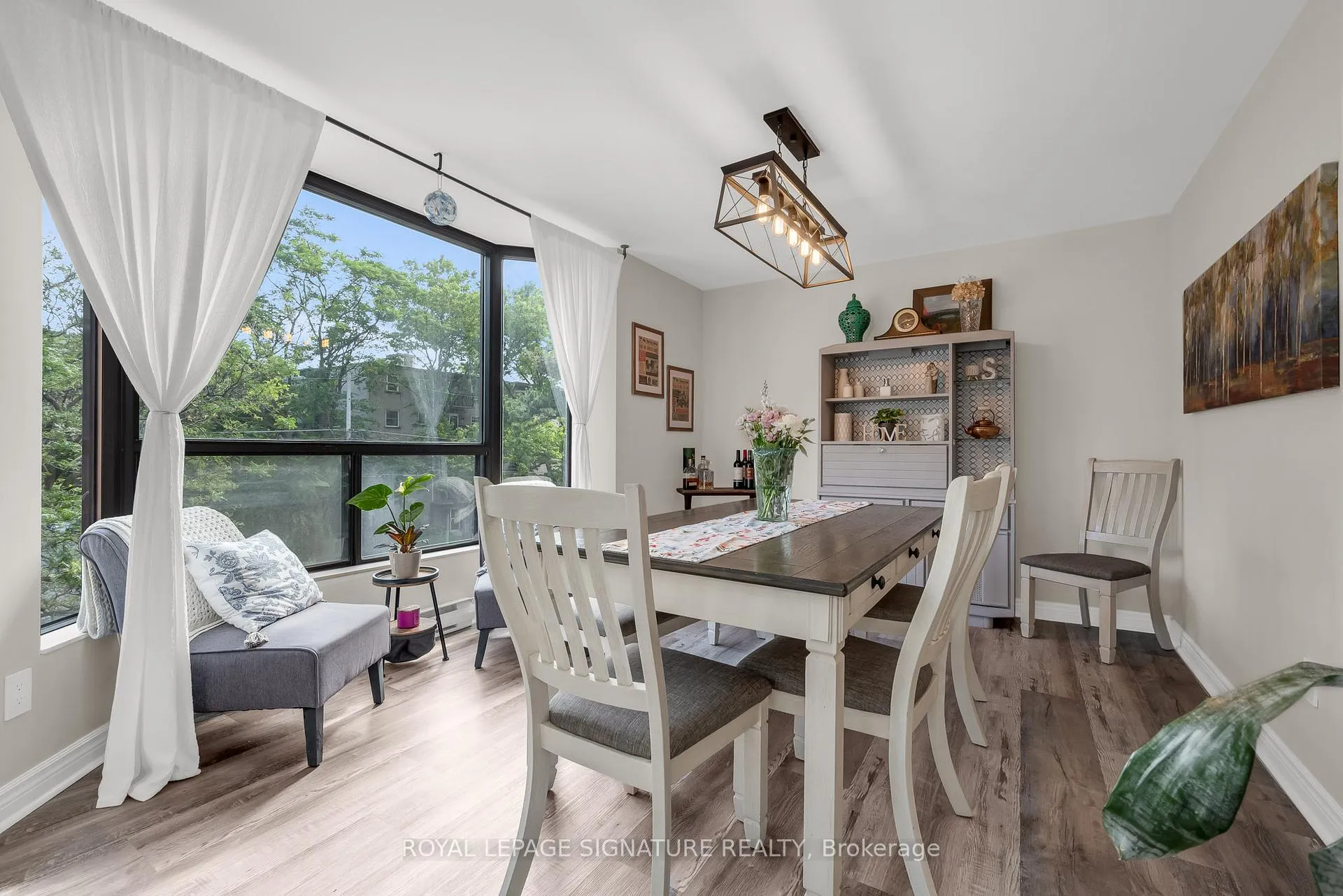 Photo 3 of Unit 300, 49 Robinson Street, Hamilton, Durand — HOMEH