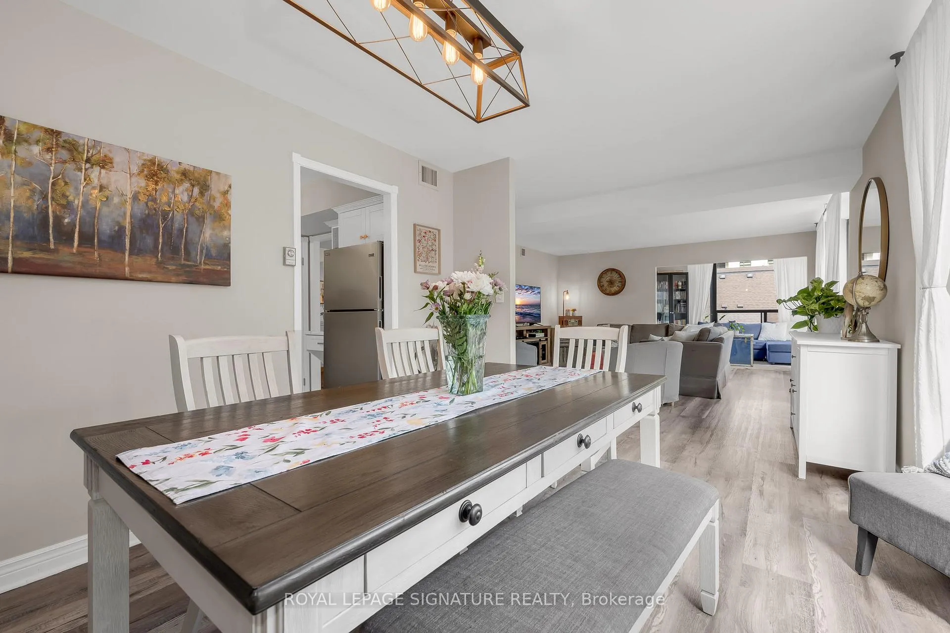 Photo 4 of Unit 300, 49 Robinson Street, Hamilton, Durand — HOMEH