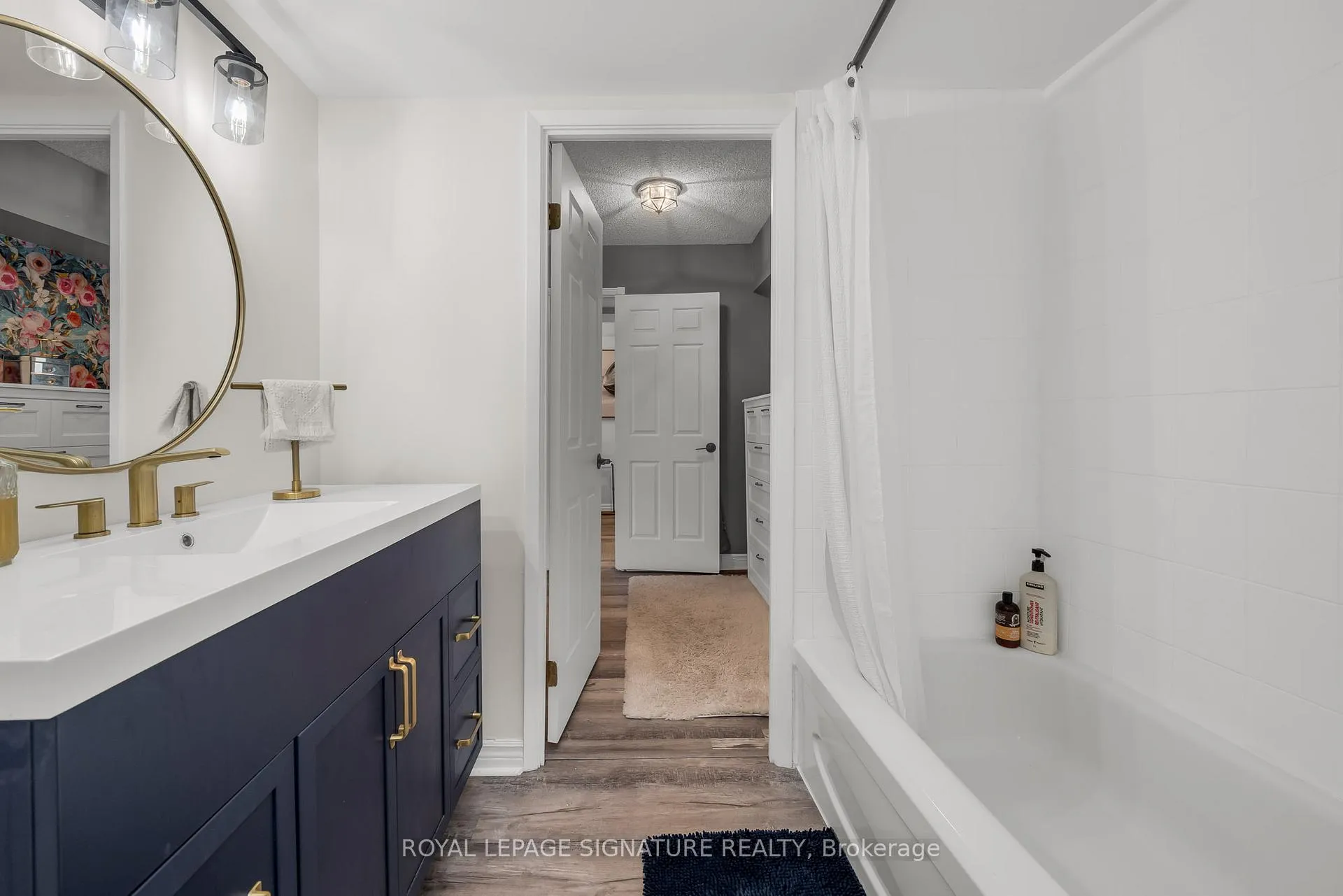 Photo 16 of Unit 300, 49 Robinson Street, Hamilton, Durand — HOMEH