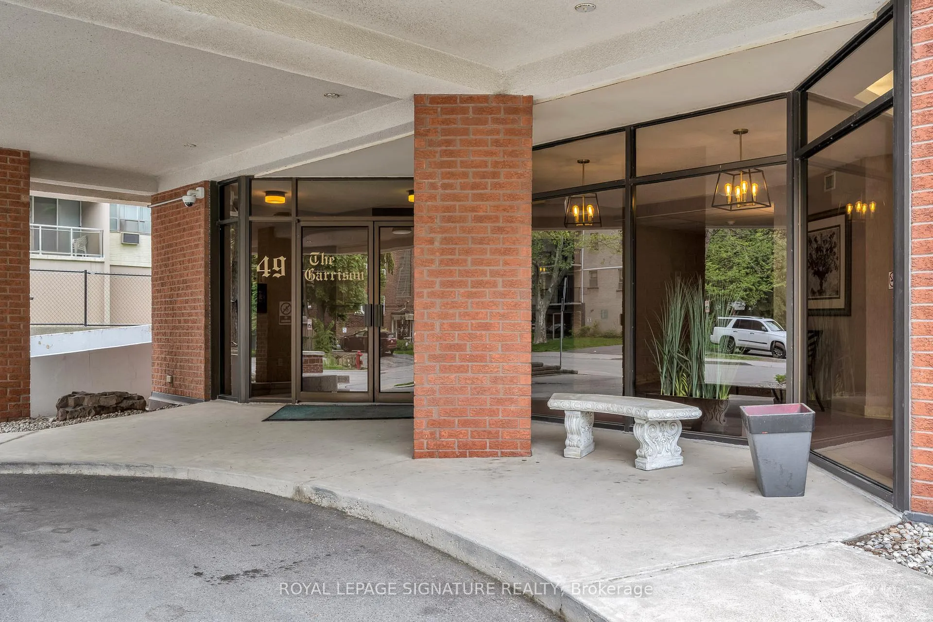 Photo 29 of Unit 300, 49 Robinson Street, Hamilton, Durand — HOMEH