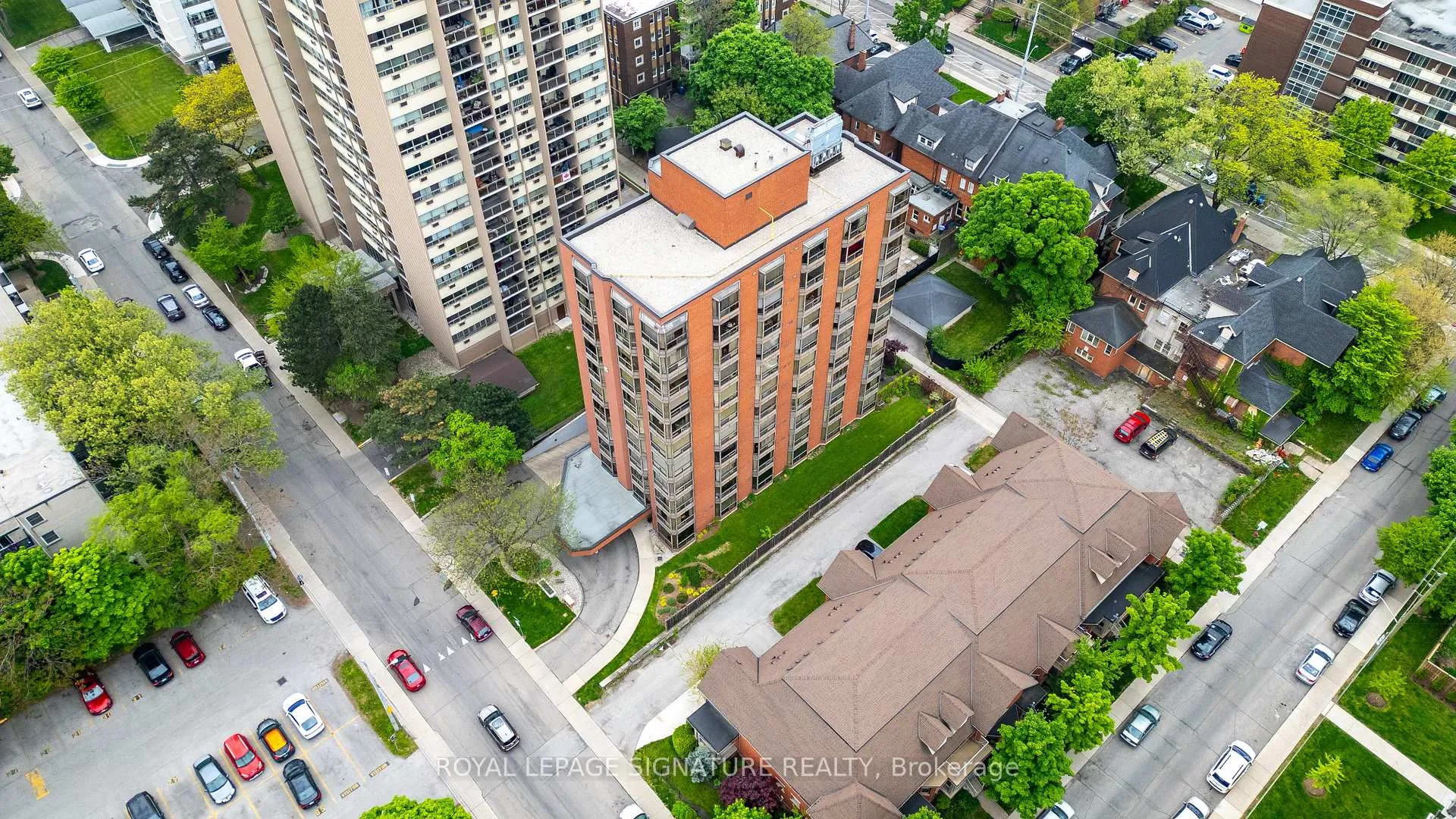 Photo 35 of Unit 300, 49 Robinson Street, Hamilton, Durand — HOMEH