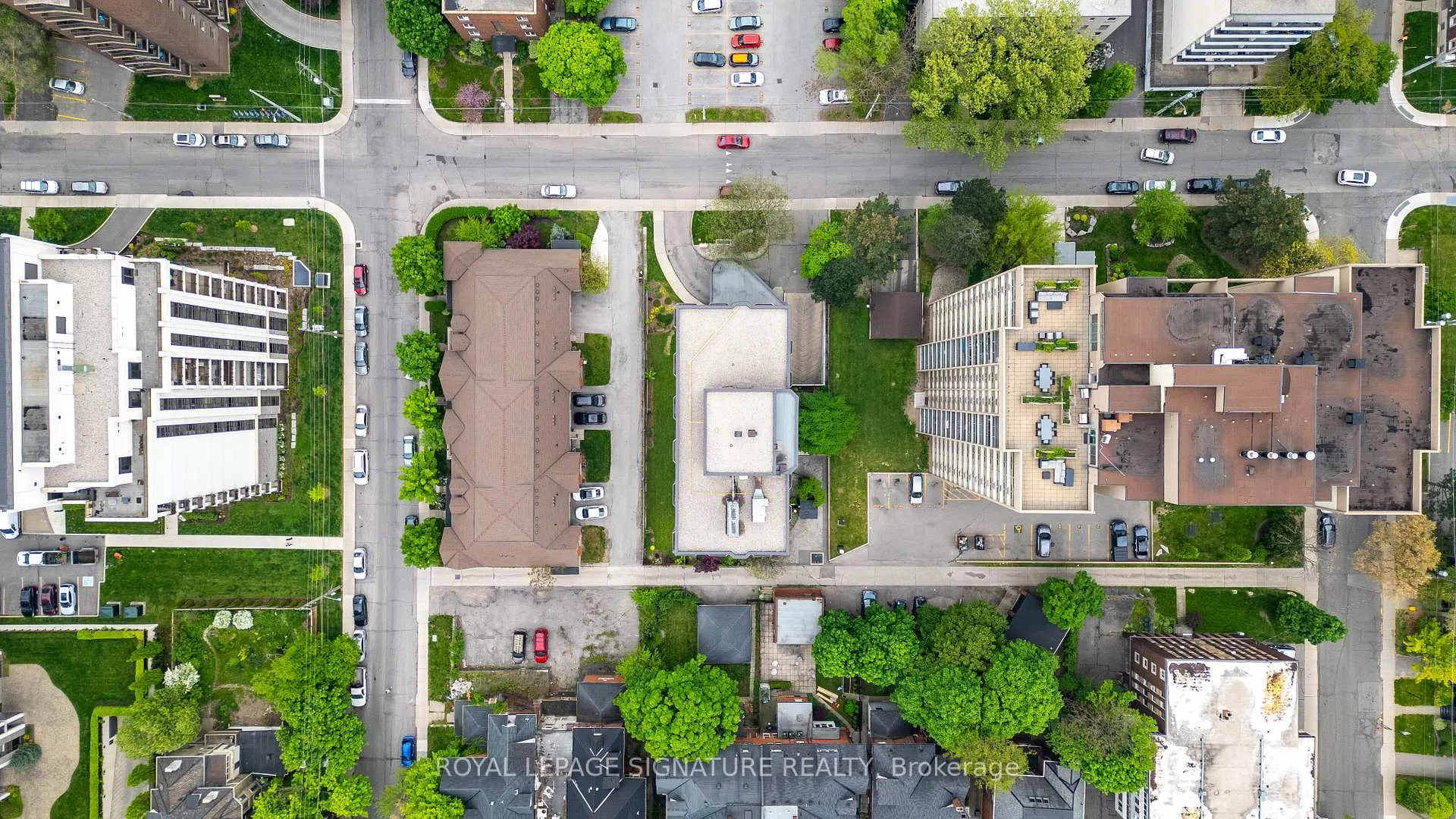 Photo 37 of Unit 300, 49 Robinson Street, Hamilton, Durand — HOMEH