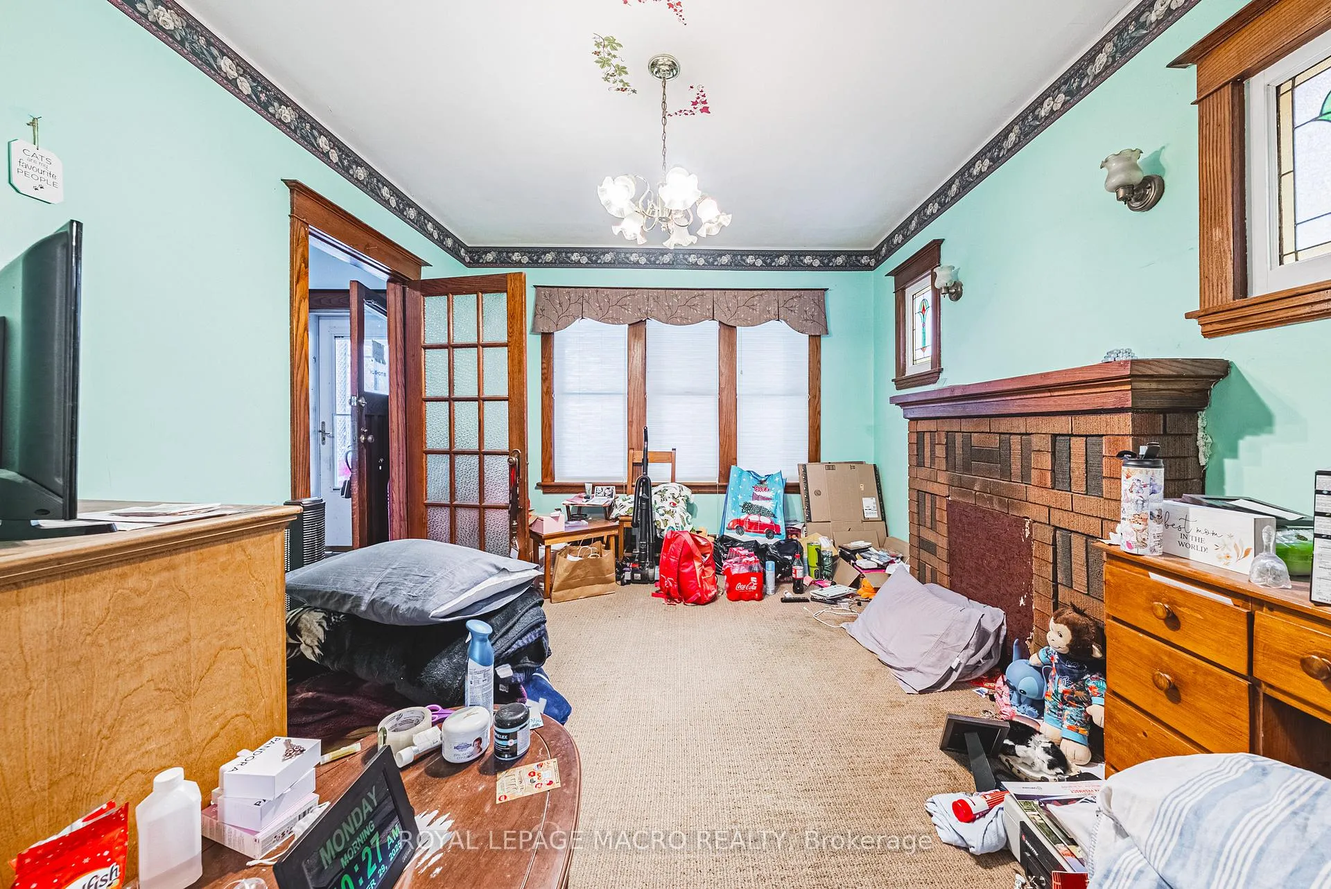 Photo 8 of 193 Edgemont Street S, Hamilton, Delta — HOMEH