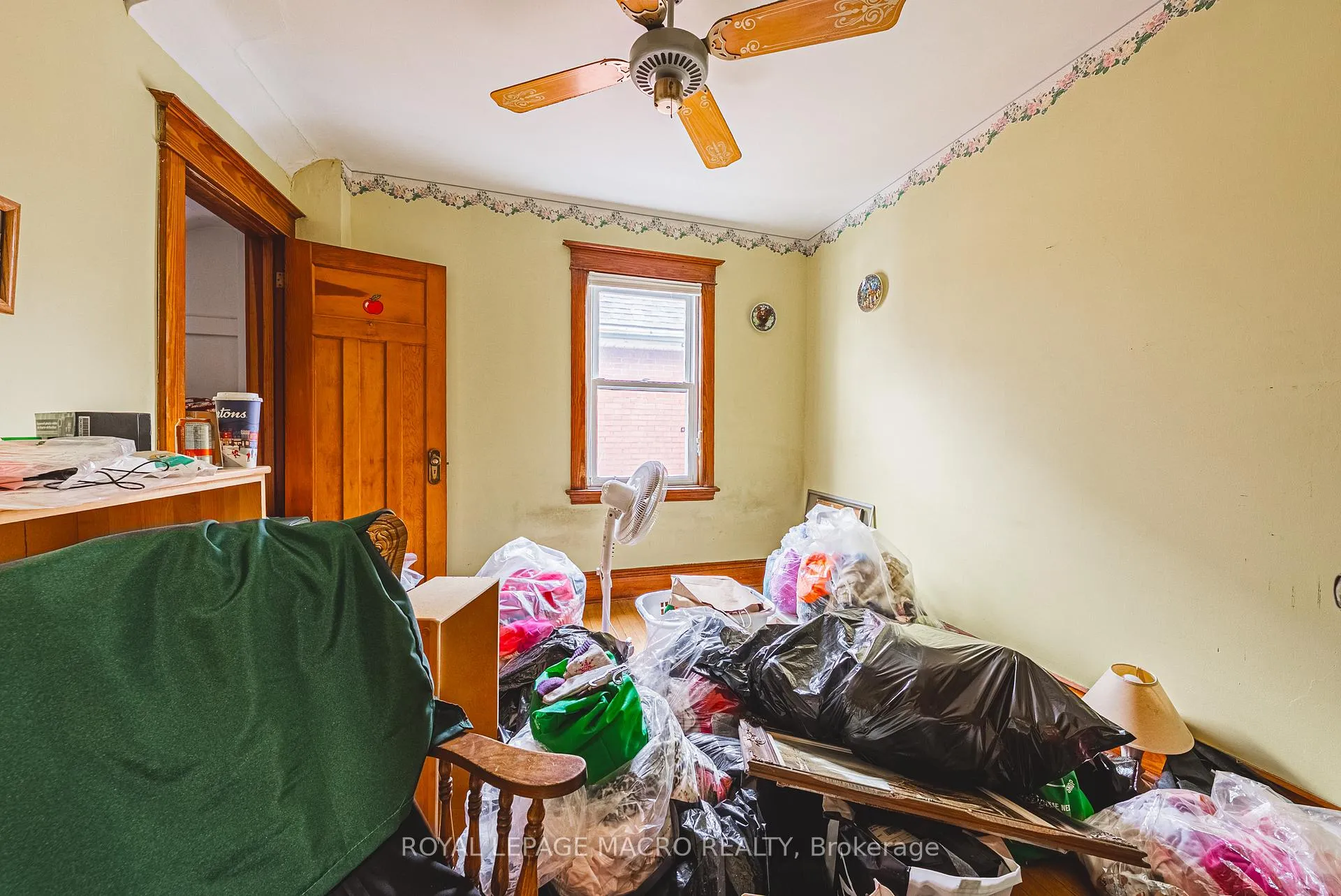 Photo 20 of 193 Edgemont Street S, Hamilton, Delta — HOMEH