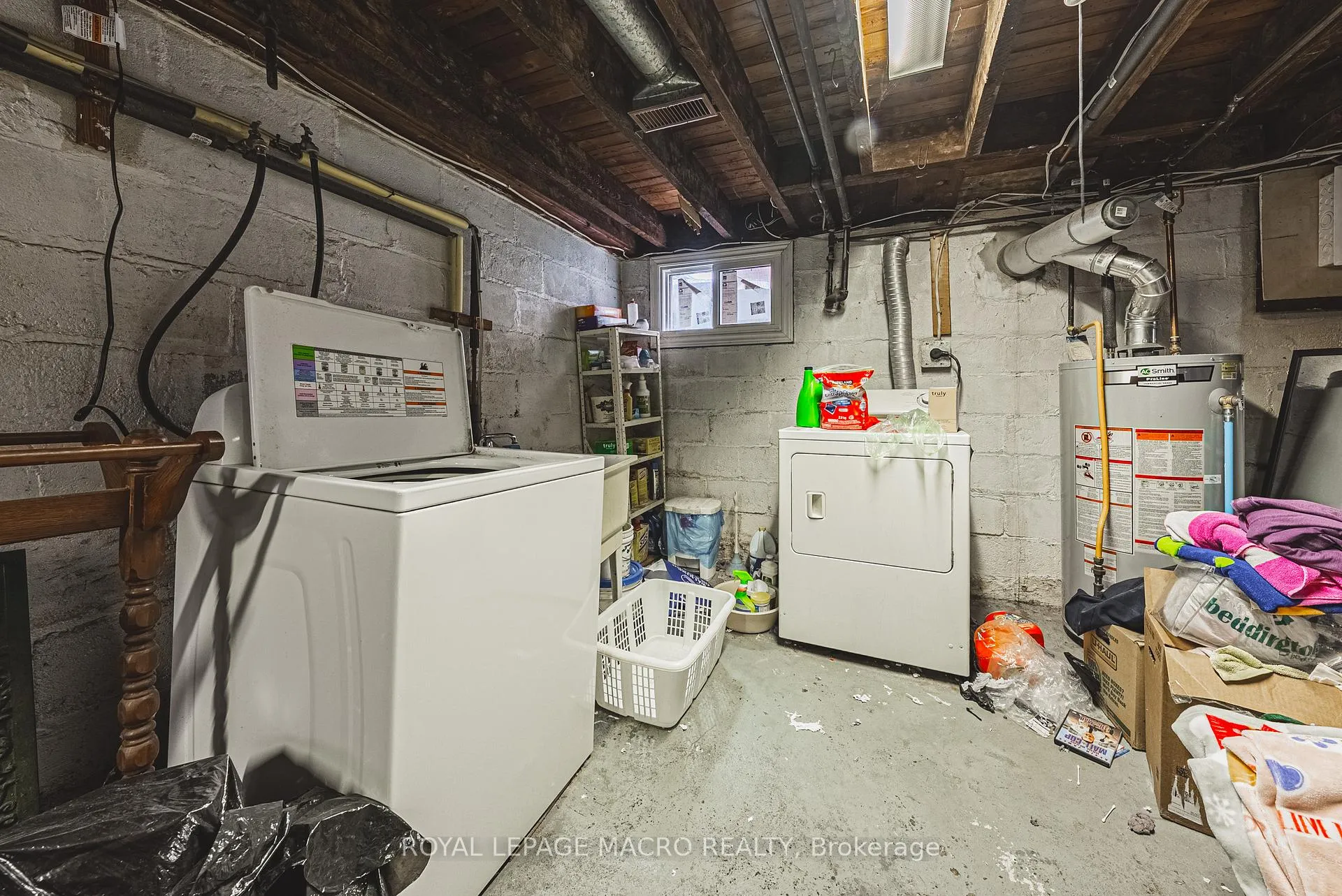 Photo 22 of 193 Edgemont Street S, Hamilton, Delta — HOMEH