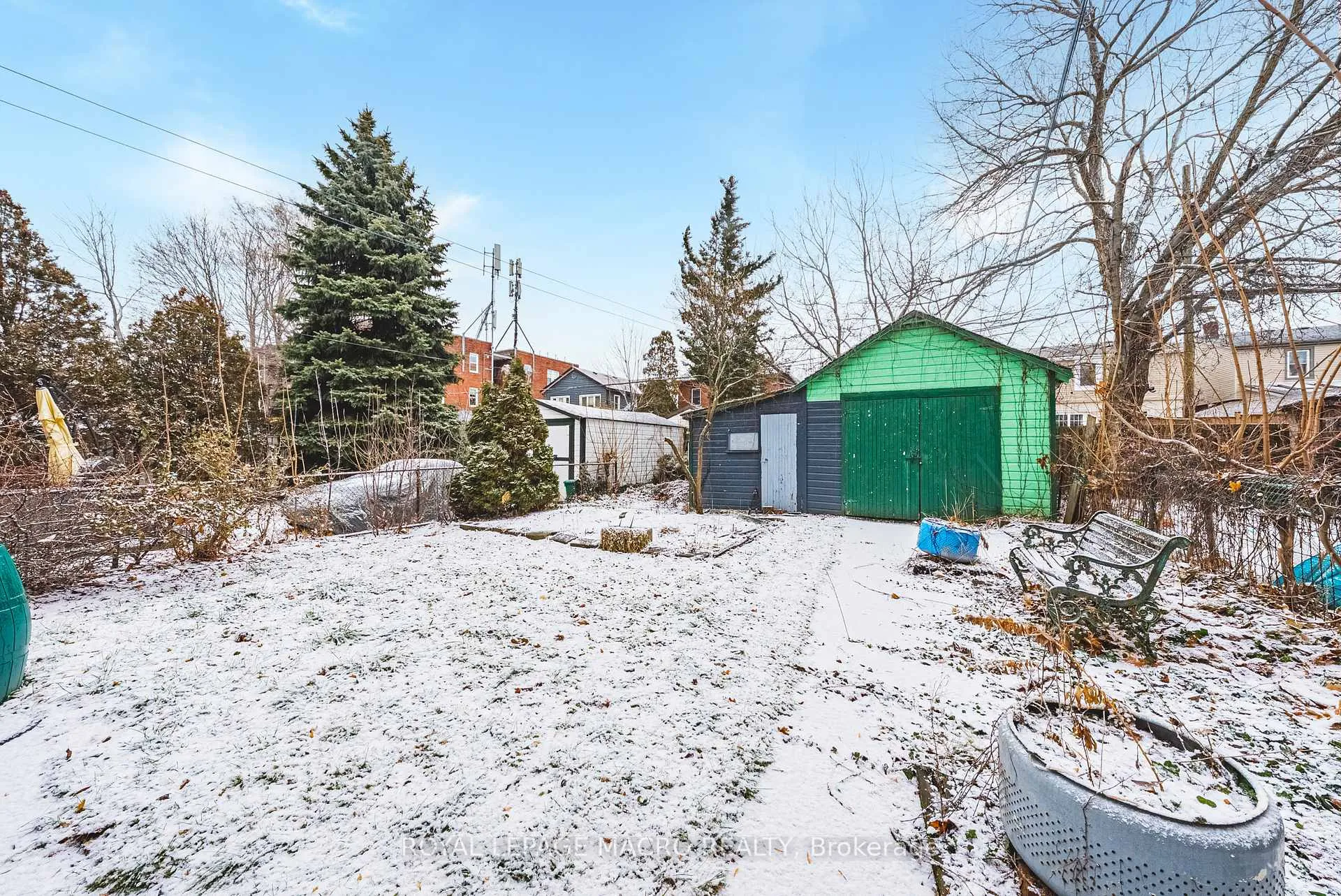 Photo 25 of 193 Edgemont Street S, Hamilton, Delta — HOMEH