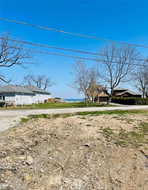 Photo 7 of 46 Lakeview Drive, Hamilton, Stoney Creek — HOMEH