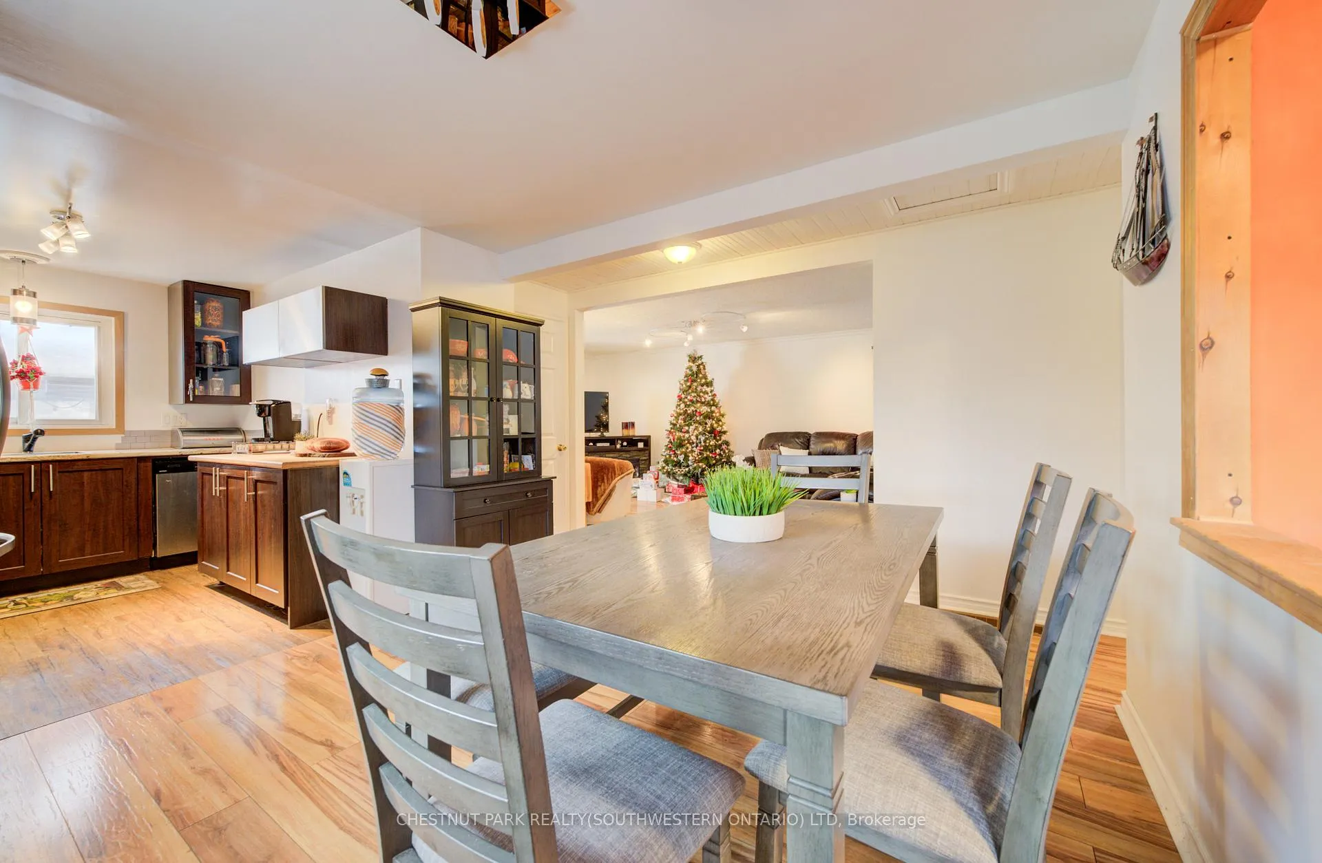 Photo 9 of 123 Kingswood Drive, Kitchener — HOMEH