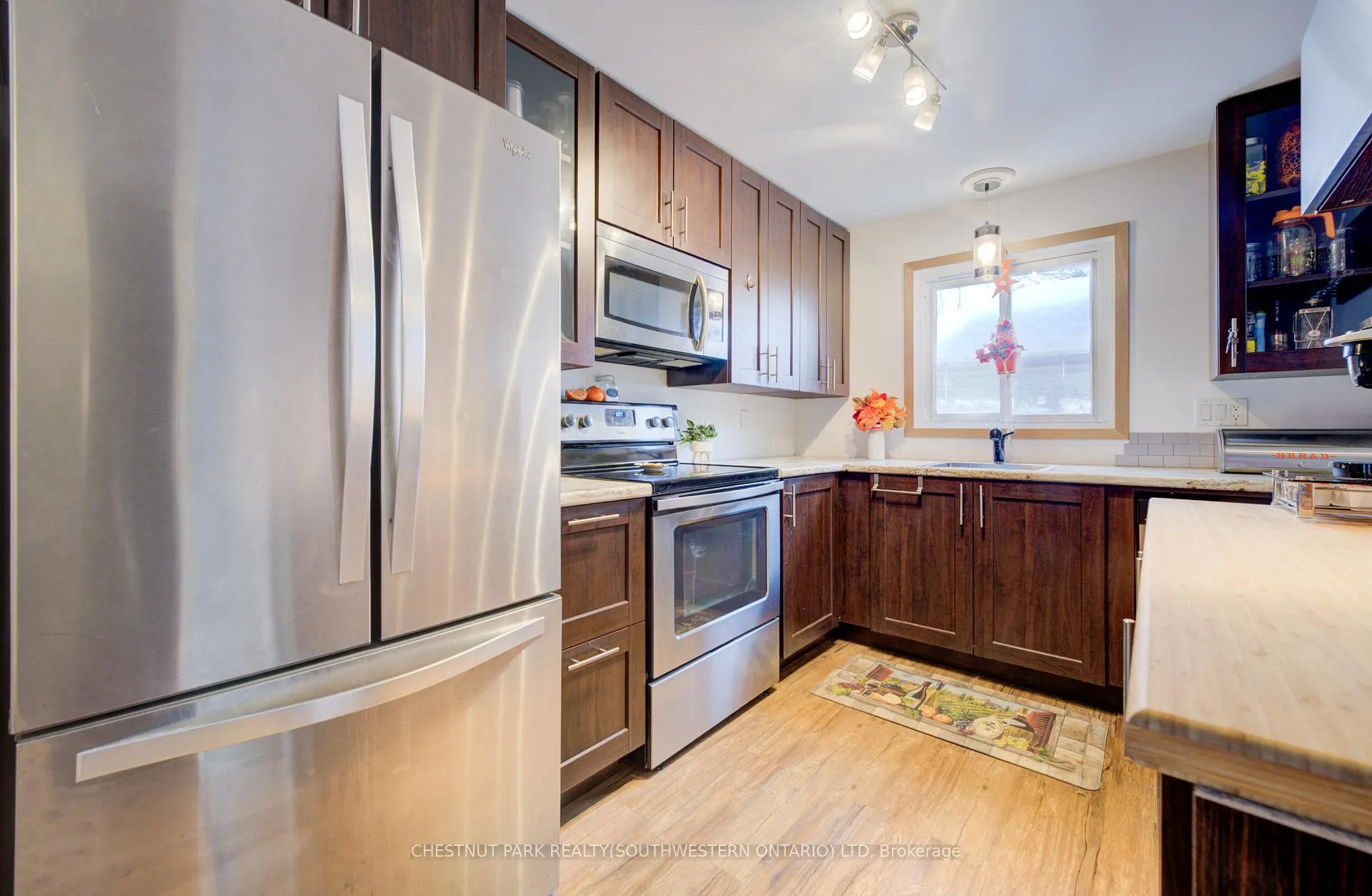Photo 13 of 123 Kingswood Drive, Kitchener — HOMEH