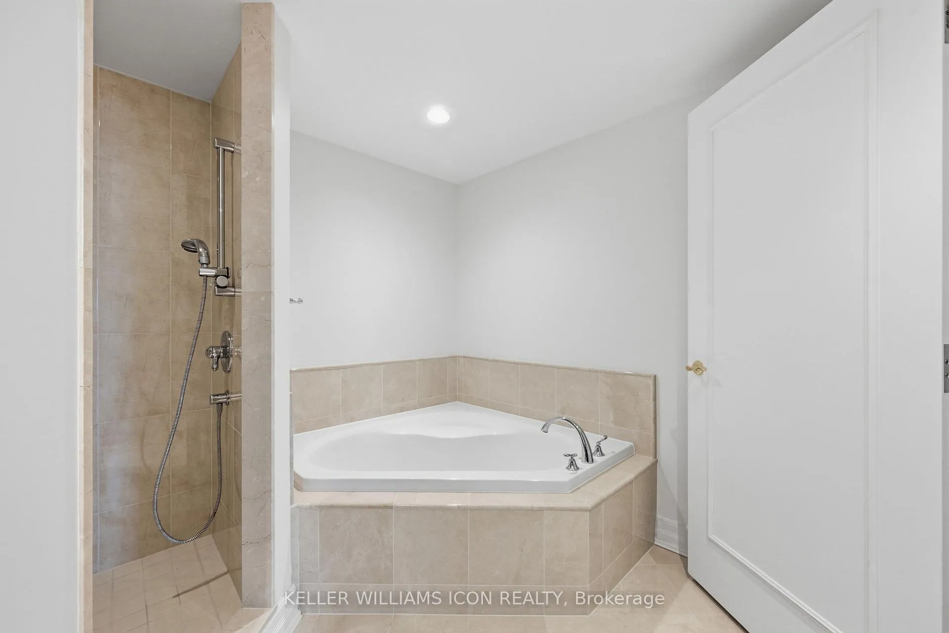 Photo 27 of Unit 407, 3580 Rivergate Way, Ottawa, Quinterra — HOMEH