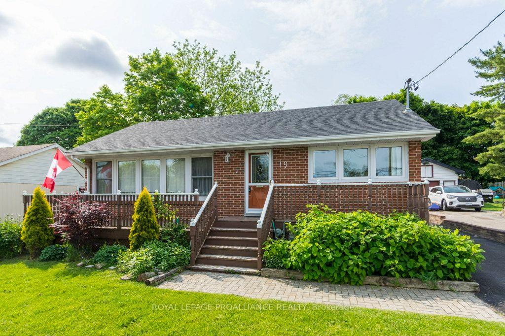 Photo 1 of 19 Craig Street, Belleville, Belleville Ward — HOMEH
