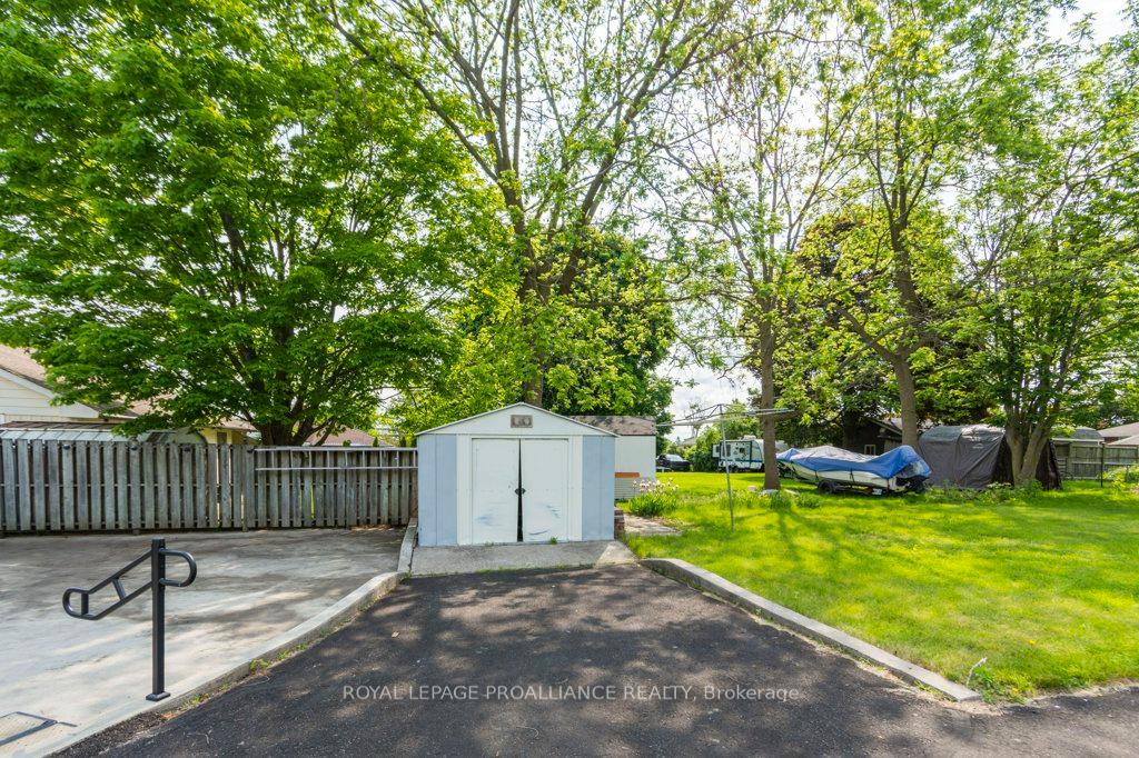 Photo 26 of 19 Craig Street, Belleville, Belleville Ward — HOMEH