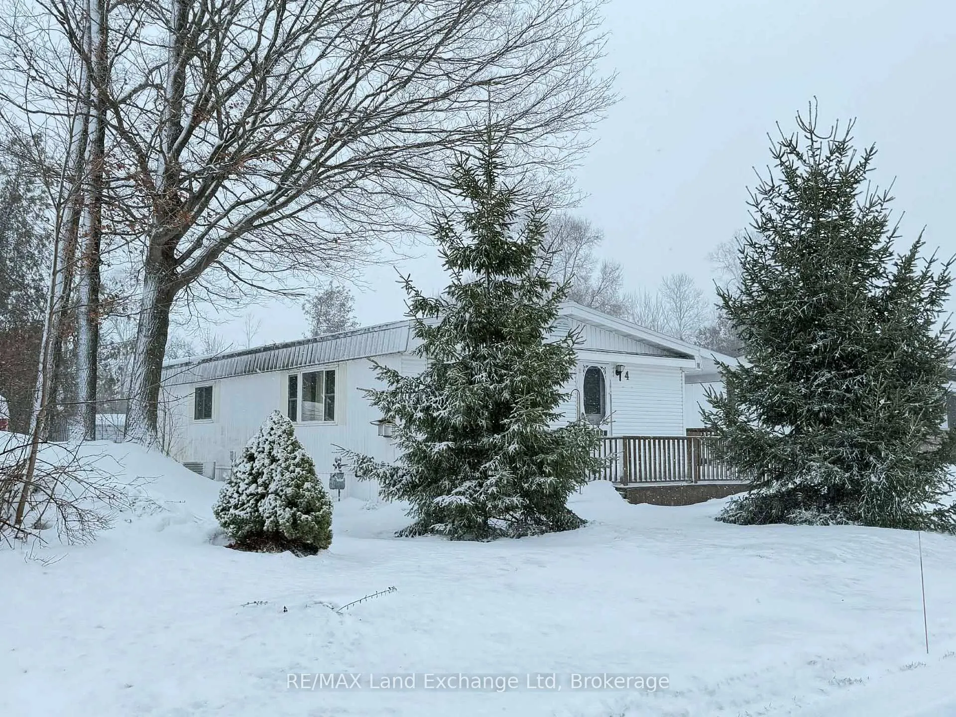 Photo 4 of 4 Riverside Drive, North Huron, Wingham — HOMEH
